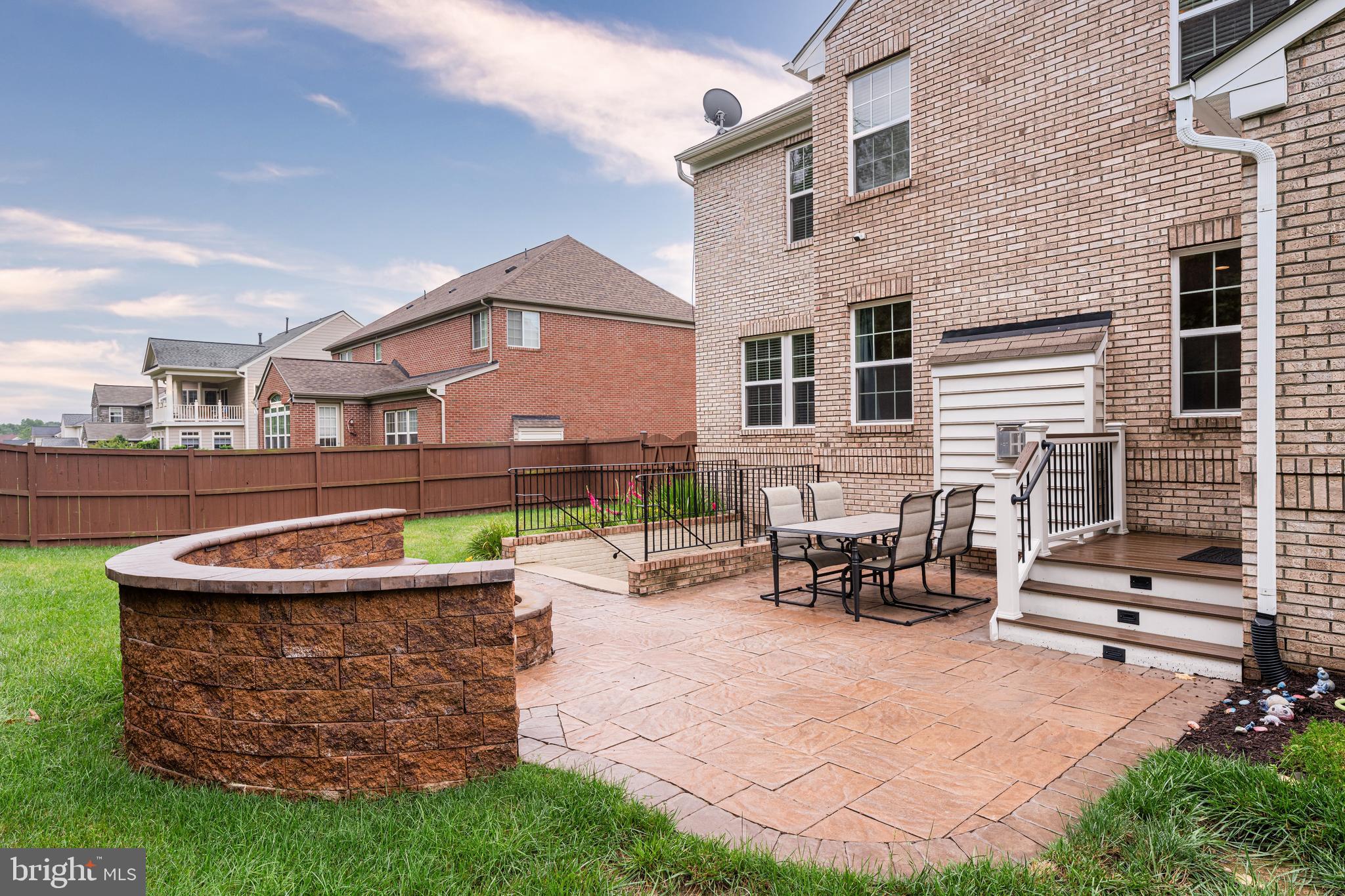 THE REGENTS AT LAKE MANASSAS - Residential