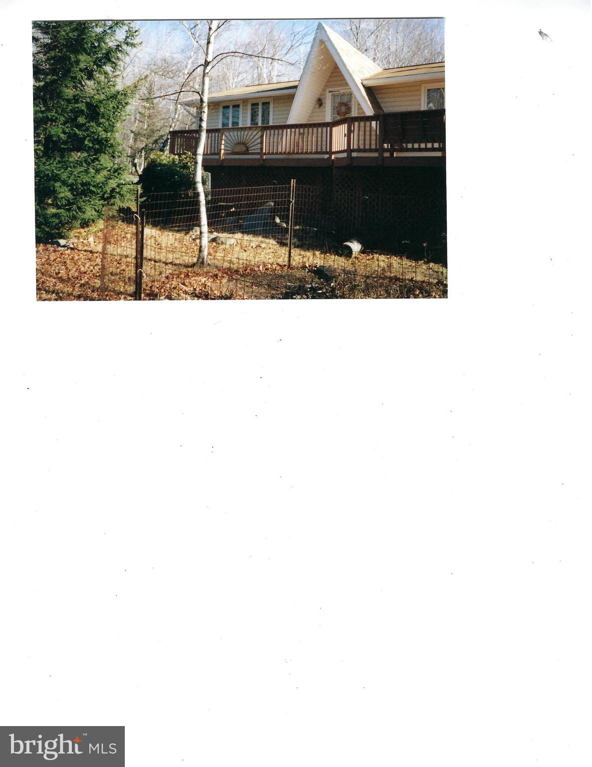ARROWHEAD  LAKES - Residential