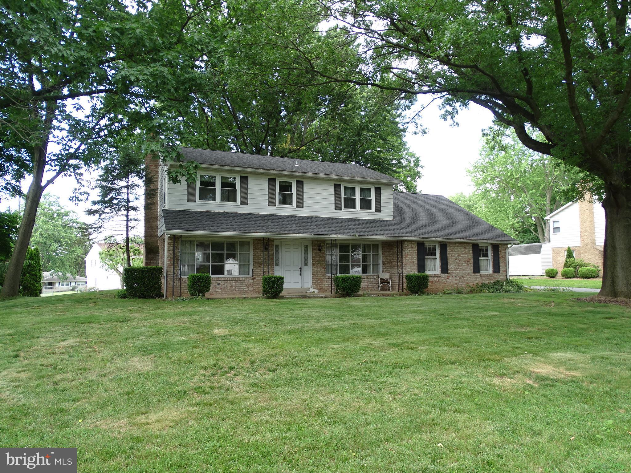 OUTDOOR COUNTRY CLUB - Residential