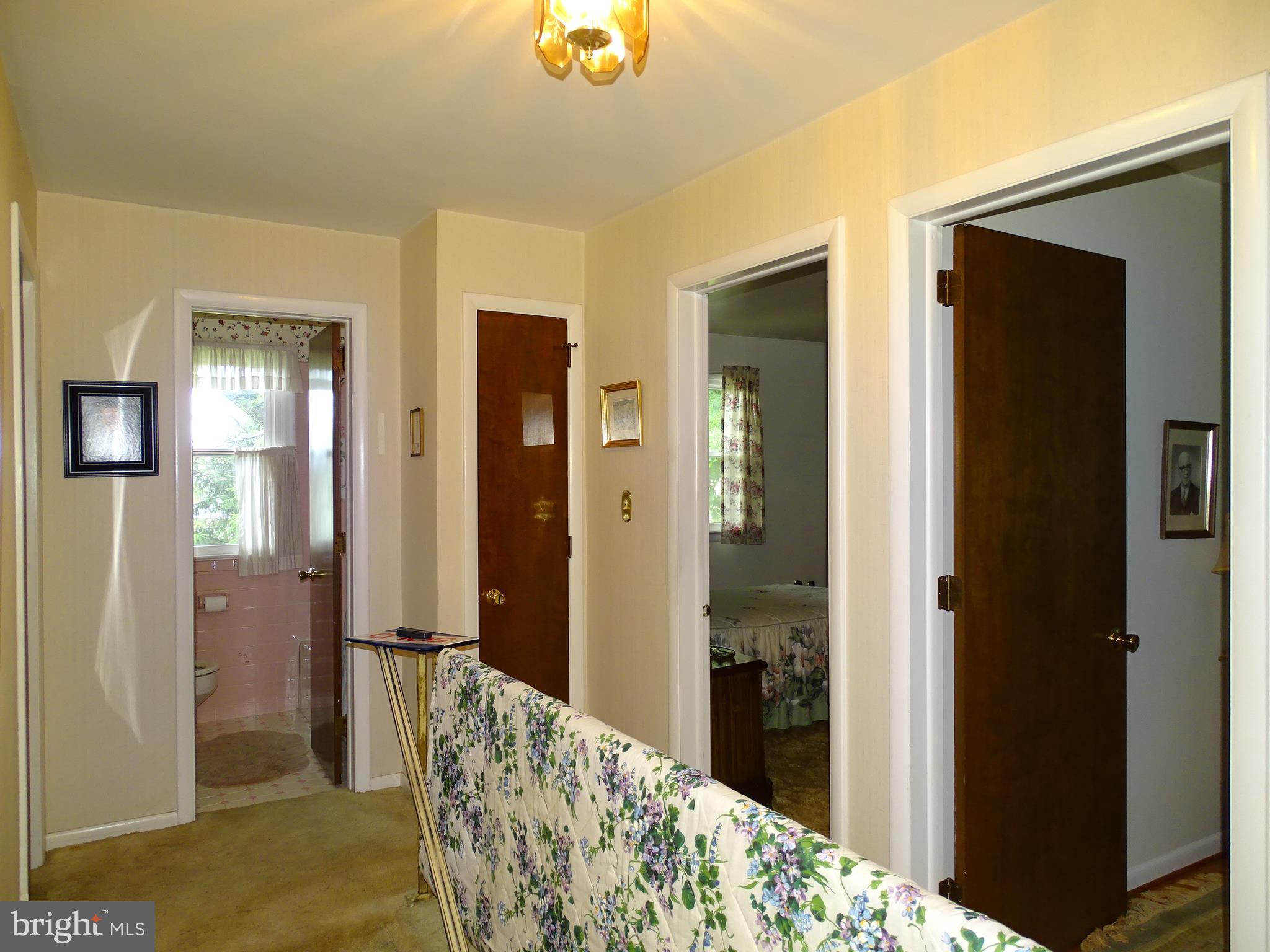 OUTDOOR COUNTRY CLUB - Residential