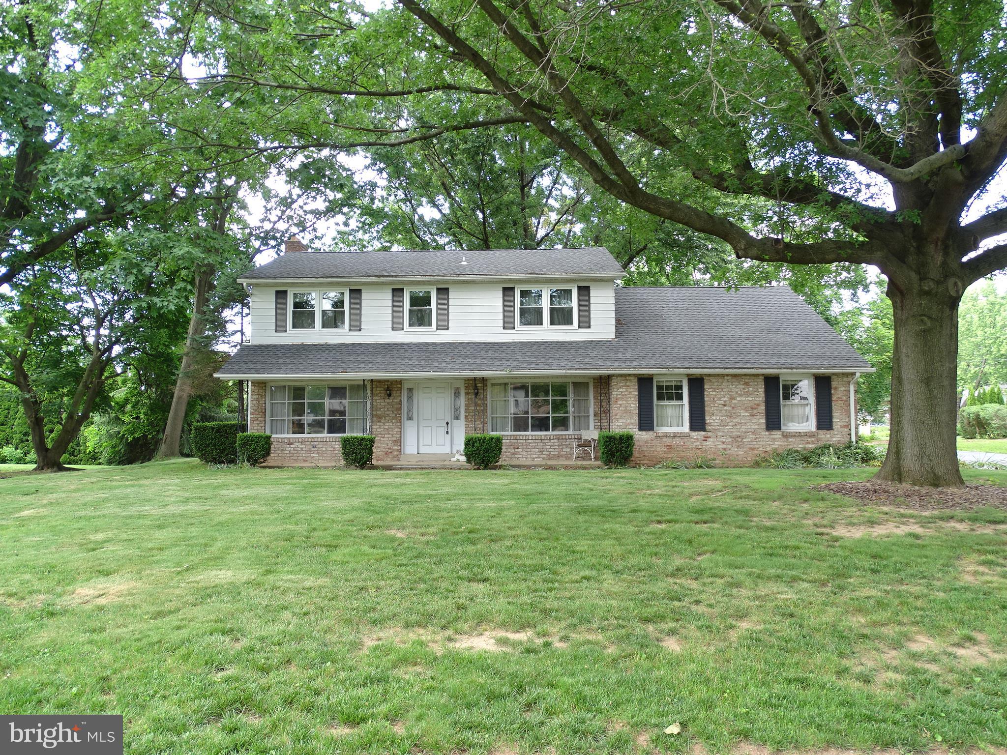 OUTDOOR COUNTRY CLUB - Residential
