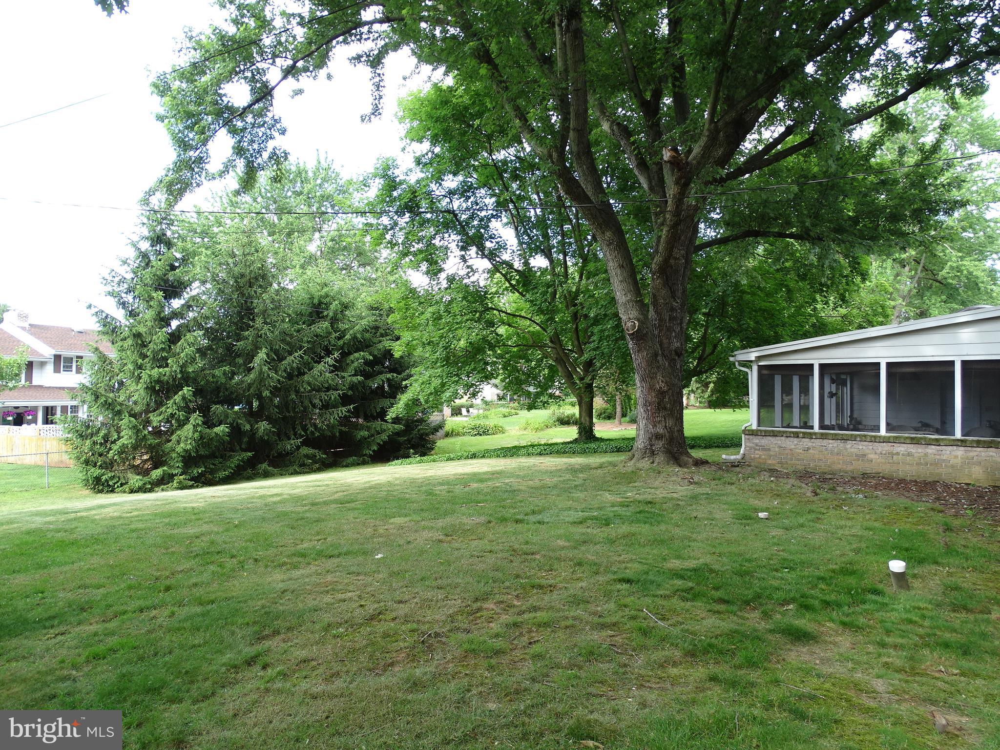 OUTDOOR COUNTRY CLUB - Residential
