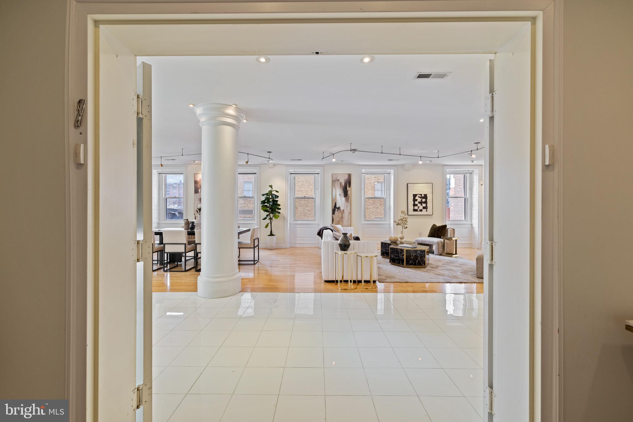 RITTENHOUSE SQUARE - Residential