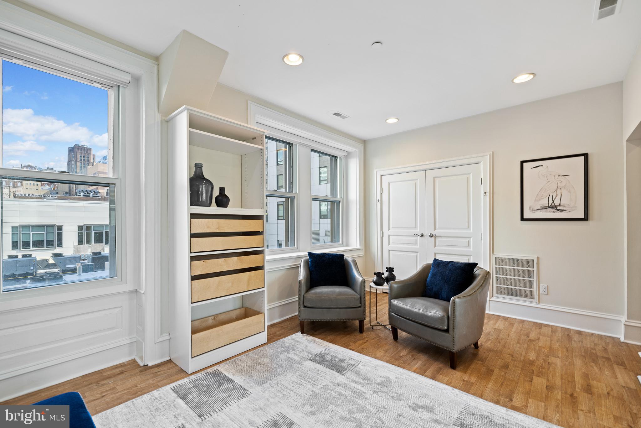 RITTENHOUSE SQUARE - Residential