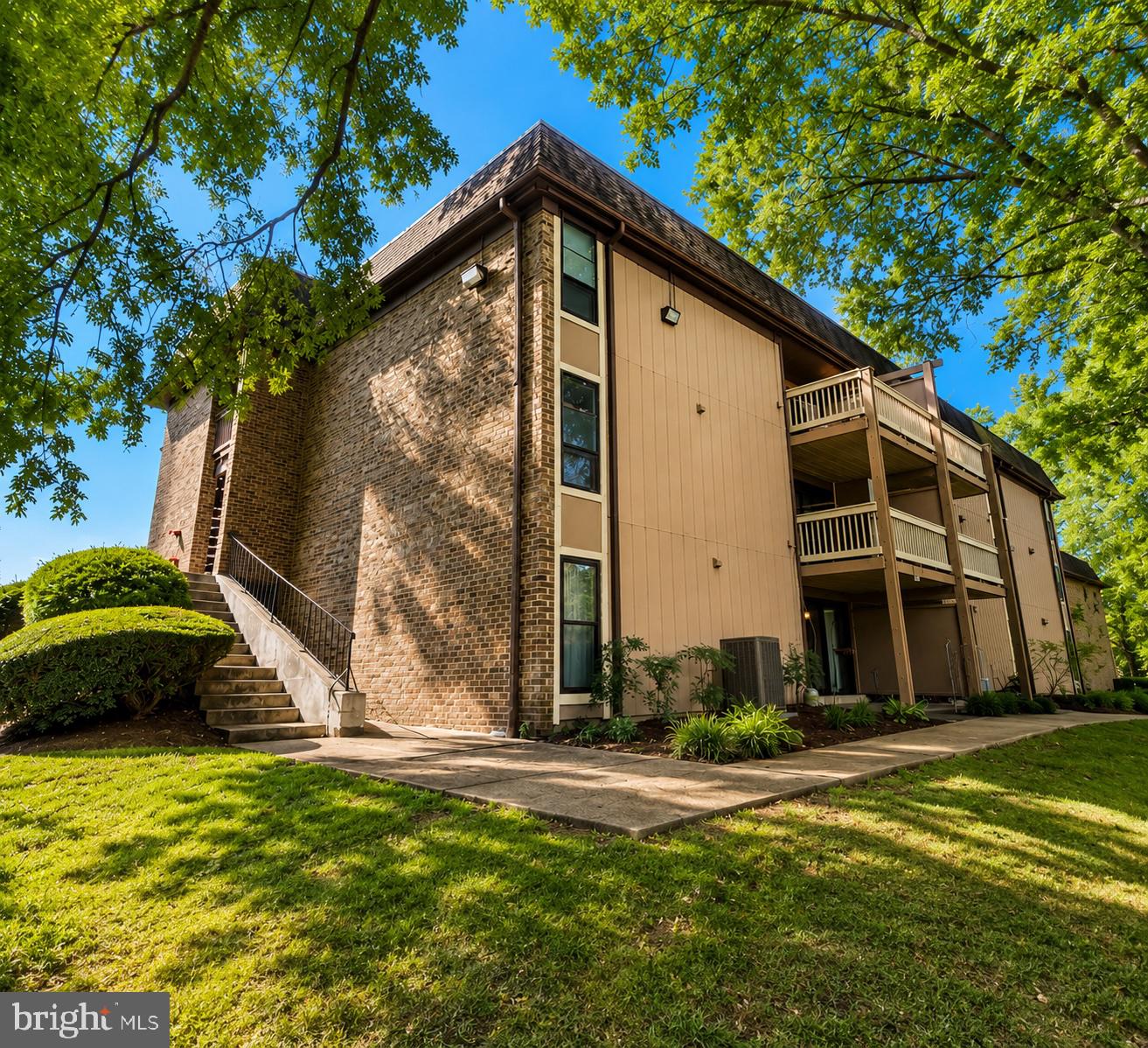 Welcome to this well-maintained 2-bedroom, 1-bath ground-level condominium in the desirable Cardinal Forest community. This thoughtfully designed home offers a spacious living and dining area and a private rear patio overlooking mature landscaping—an ideal space to relax or entertain. Recent updates include luxury vinyl plank flooring, fresh paint, and an HVAC system replaced in 2021. The kitchen offers ample cabinet and counter space, while both bedrooms are generously sized with excellent closet storage. The condo fee includes water, sewer, trash, some exterior maintenance, snow removal, and access to Cardinal Forest's pools, tennis courts, walking trails, and other community amenities. Conveniently located near shopping, dining, parks, major commuter routes, Metrobus, VRE, and Franconia-Springfield Metro, this home offers an easy commute throughout Northern Virginia and into Washington, D.C.