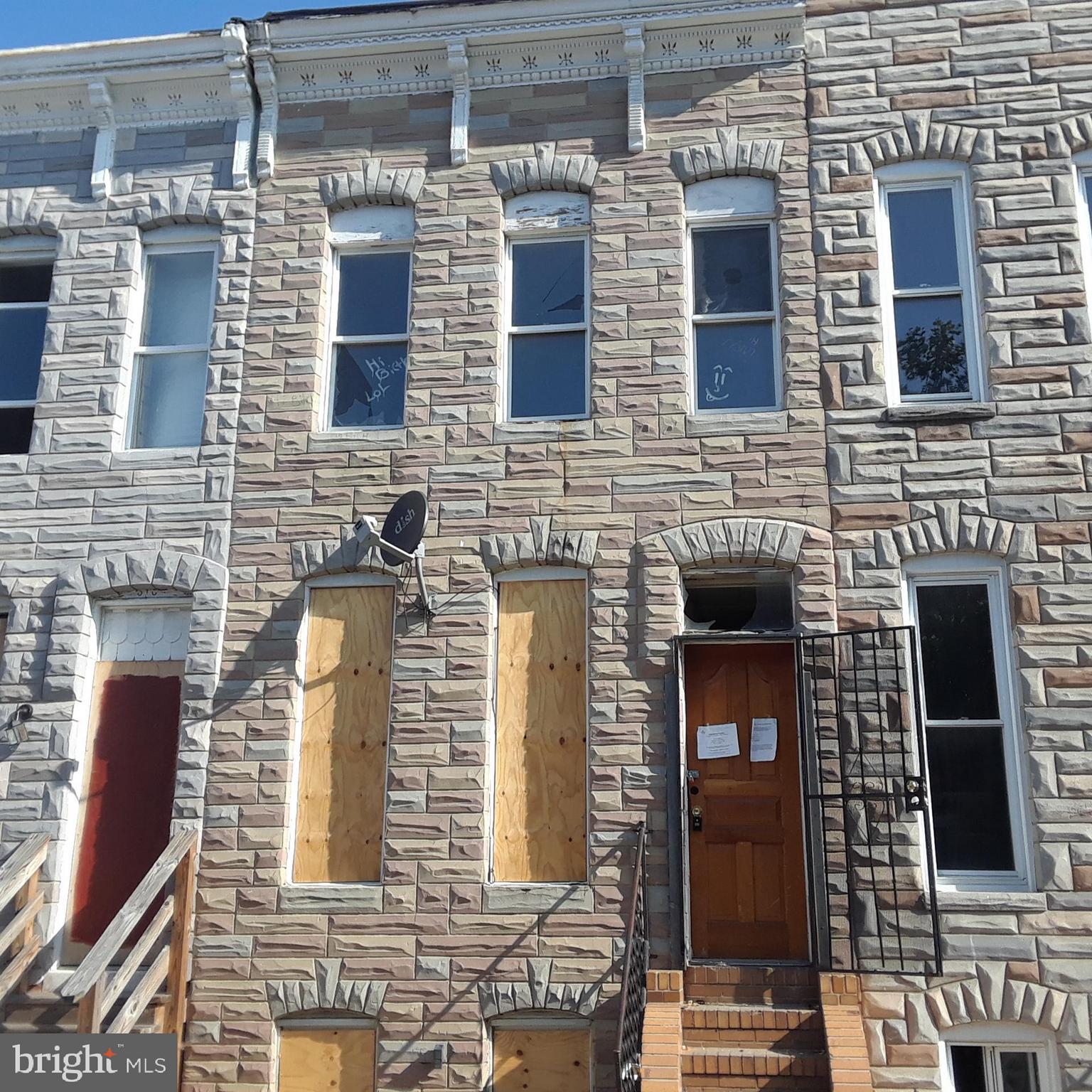 Wonderful opportunity to own this brick rowhome in Carrollton Ridge neighborhood.  Enjoy open floor plan with nice room sizes, wood floors, and eat in kitchen.  Use the basement for added storage or finish off for additional space.  The rear yard is perfect for warm weather fun.  Just minutes from Downtown Baltimore!