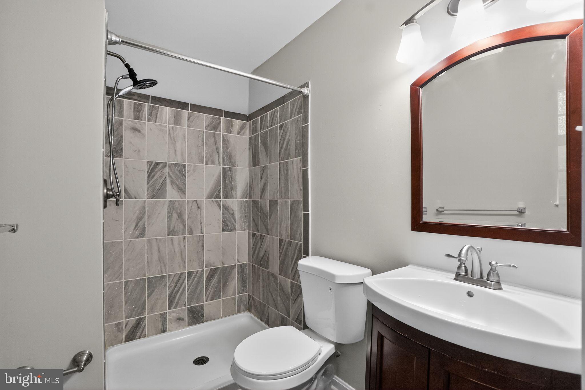 CLARKS RUN - Residential
