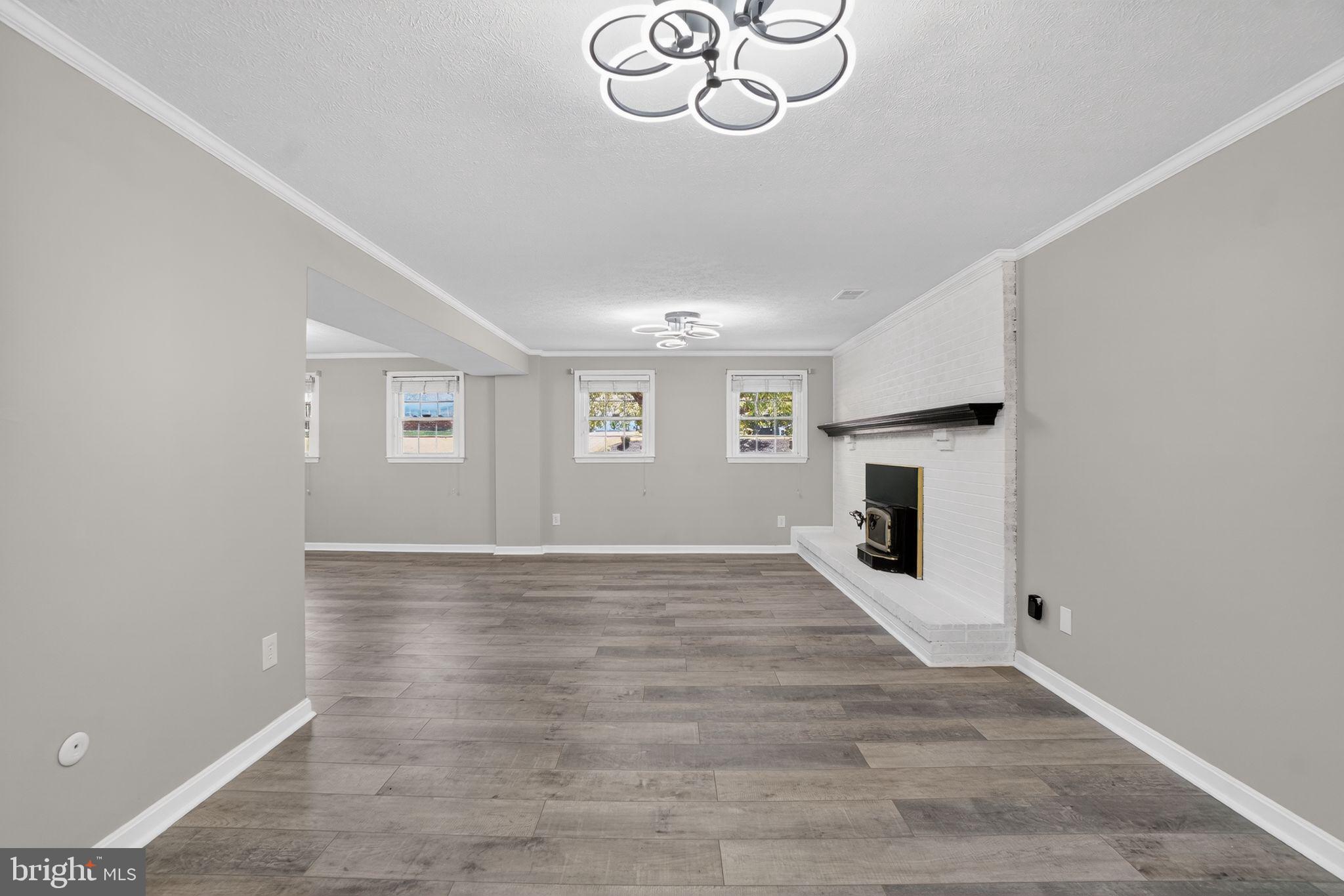 CLARKS RUN - Residential