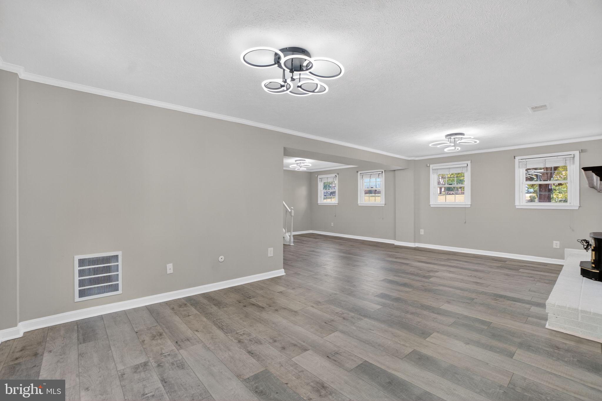 CLARKS RUN - Residential