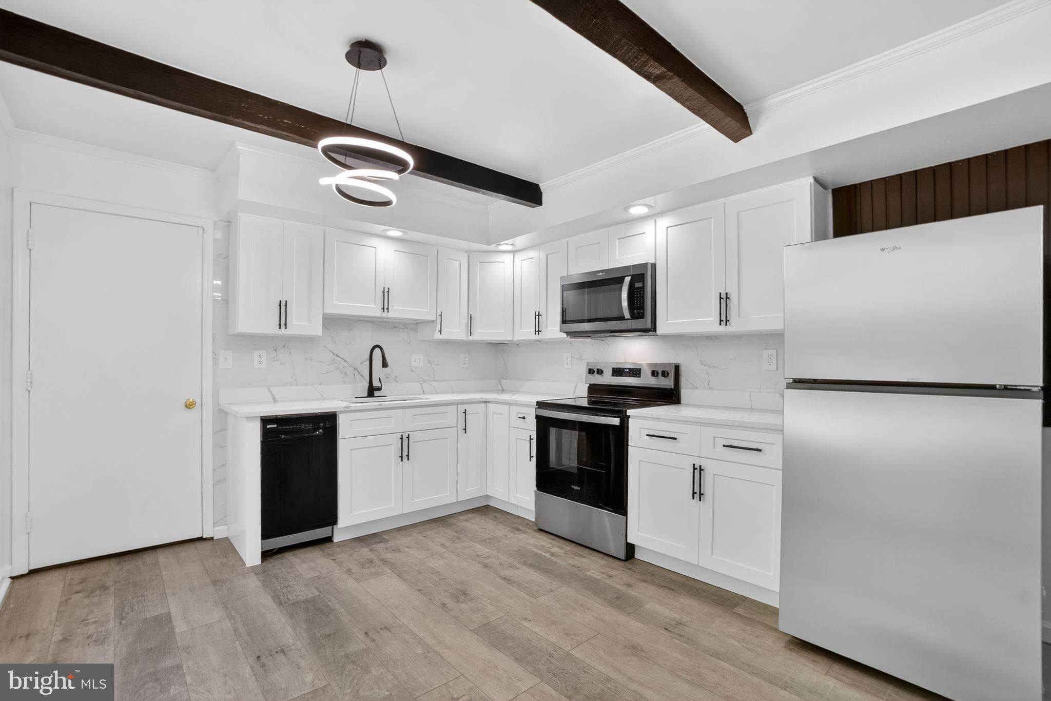 CLARKS RUN - Residential