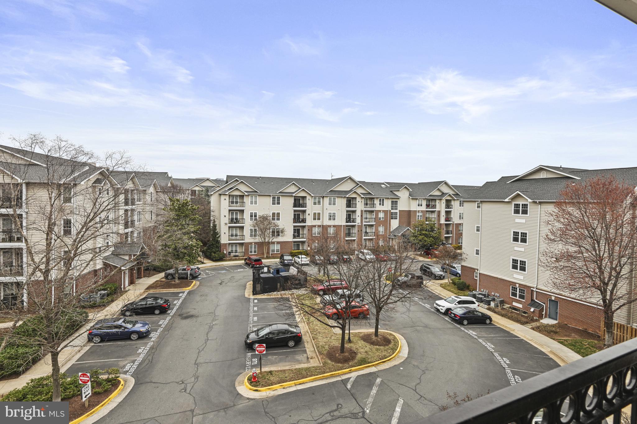 GATES OF MCLEAN - Residential