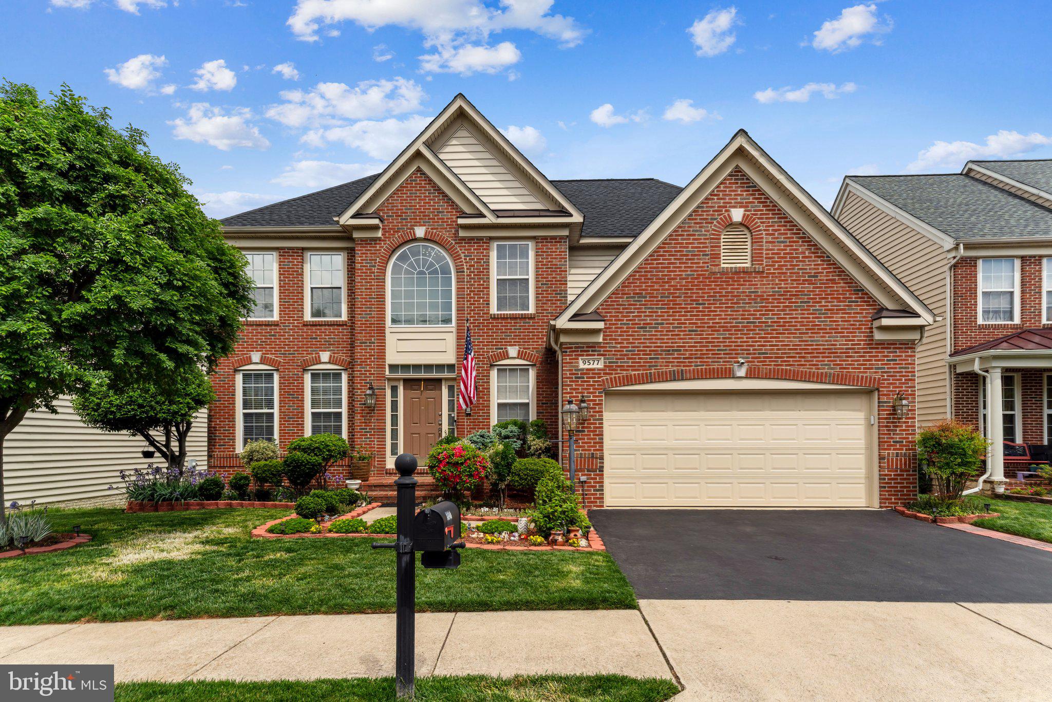 VILLAGE AT LORTON VALLEY - Residential Lease