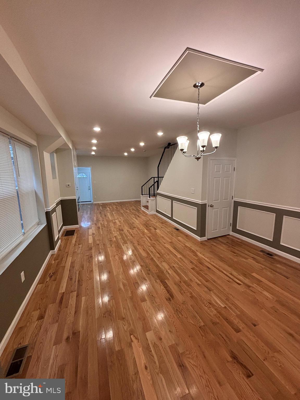 WEST OAK LANE - Residential