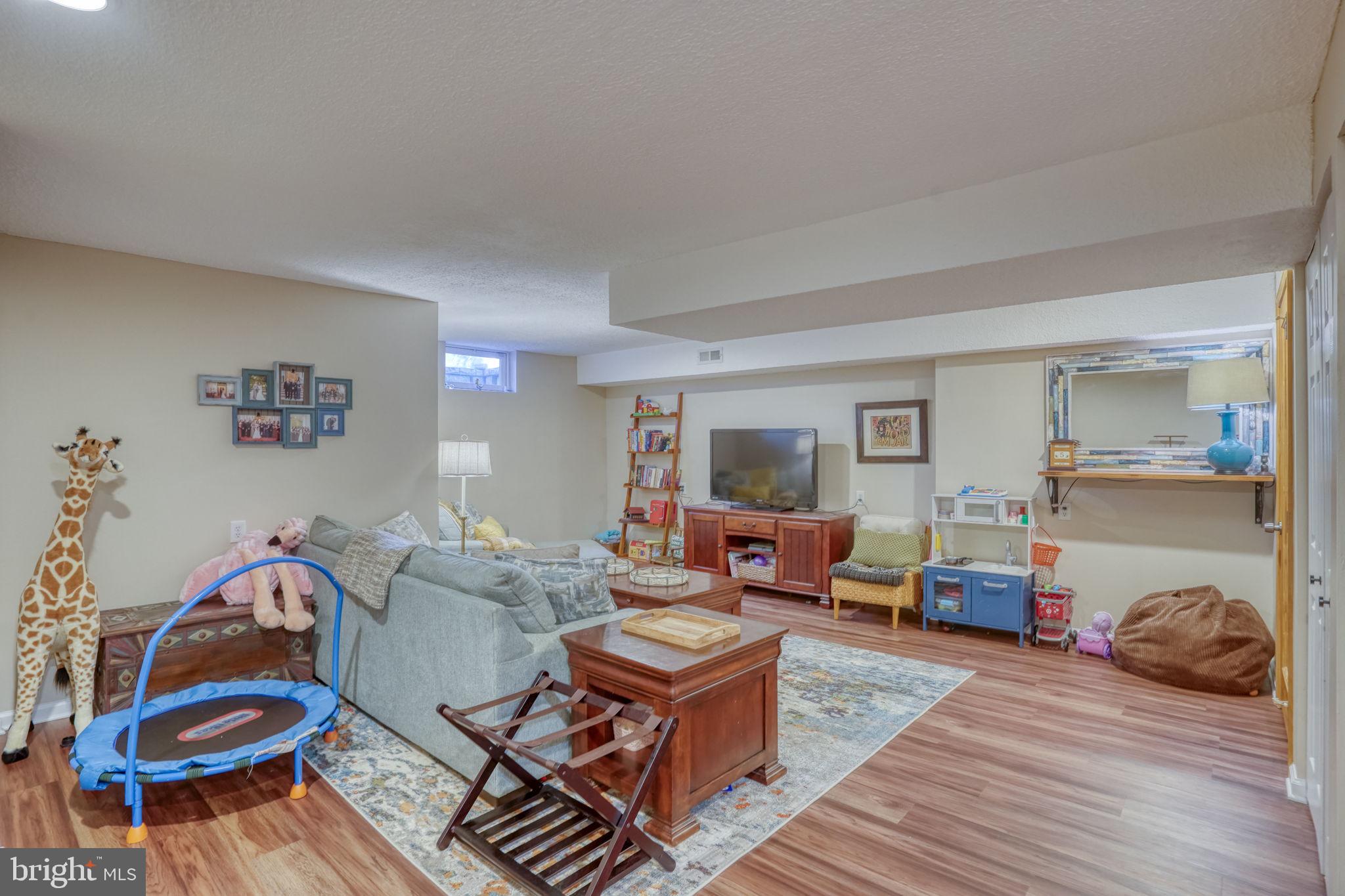 WOODS AT LAKESIDE - Residential