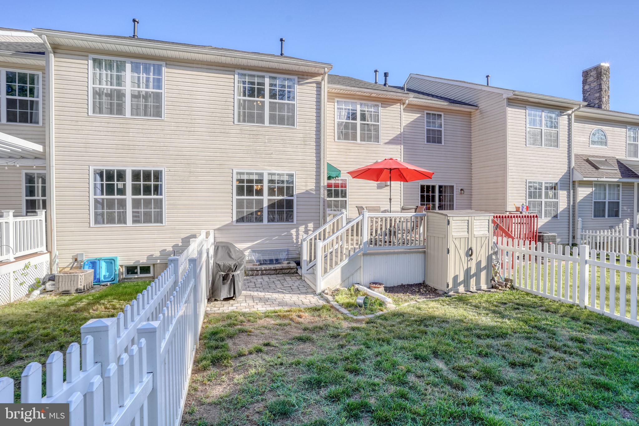 WOODS AT LAKESIDE - Residential