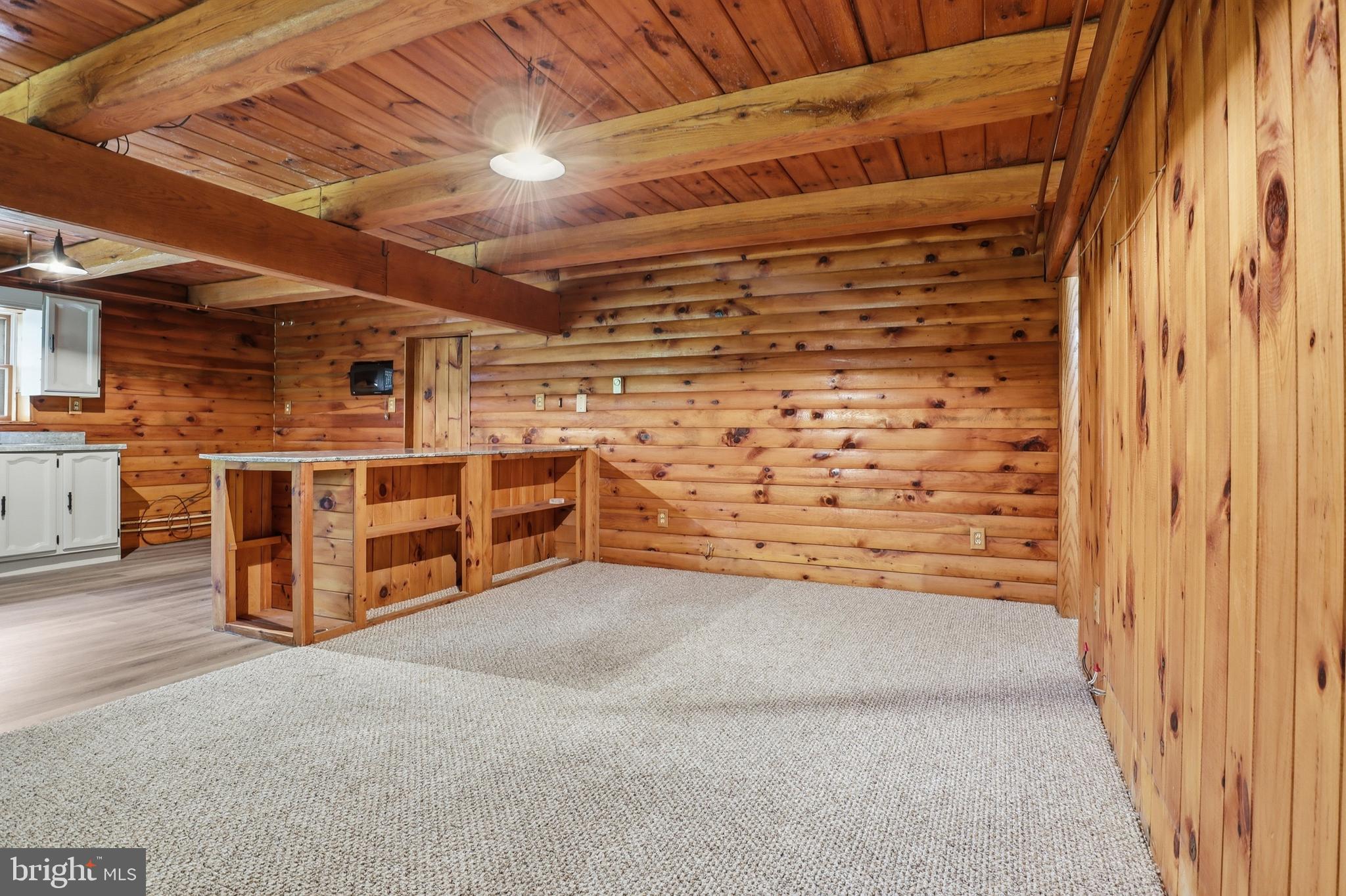 WINDSOR TWP - Residential