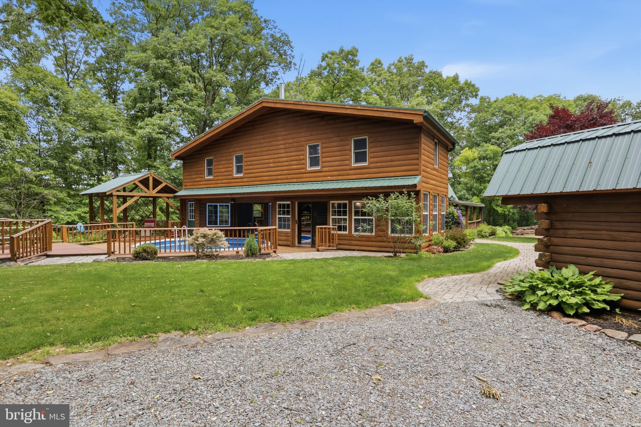 WINDSOR TWP - Residential