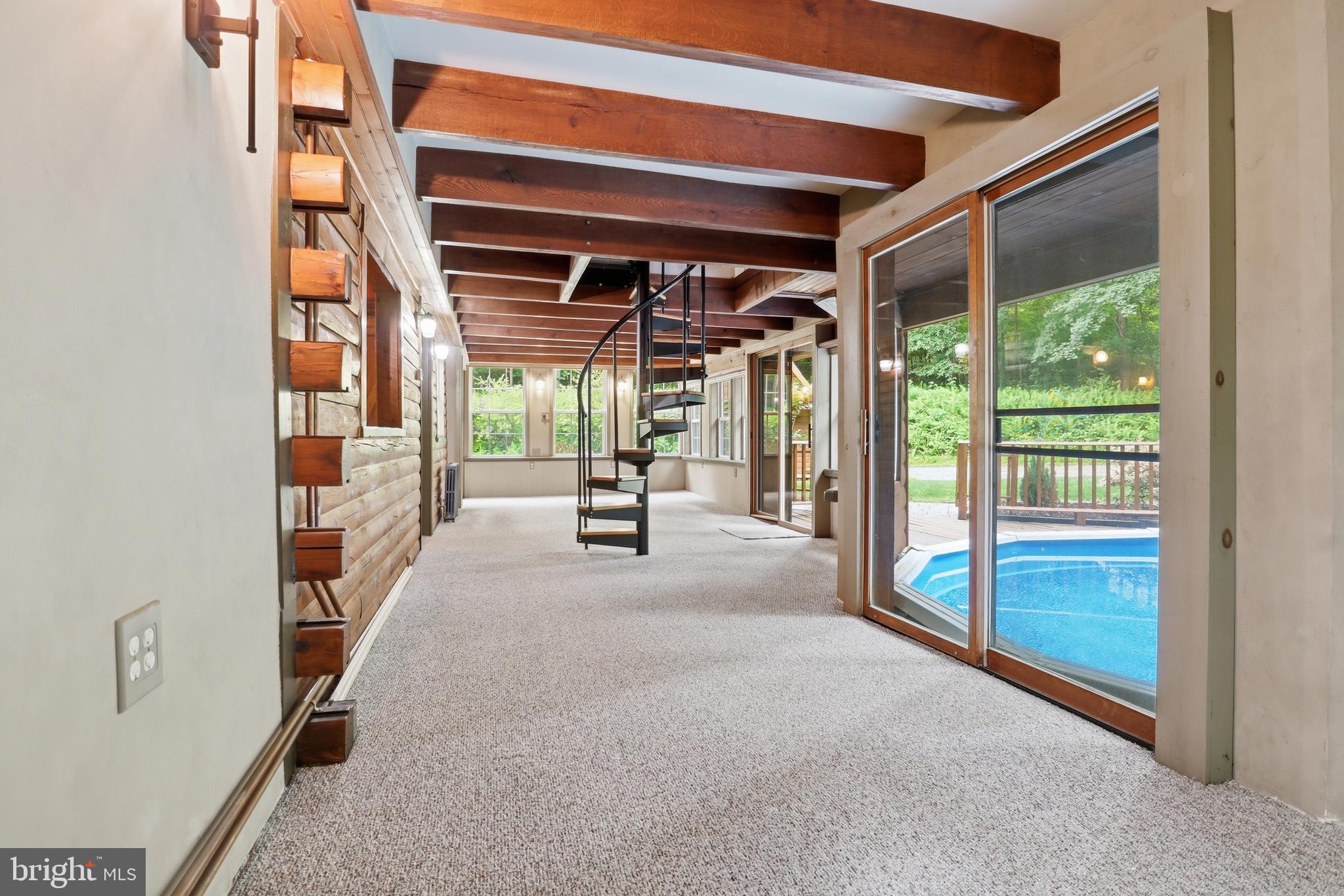 WINDSOR TWP - Residential