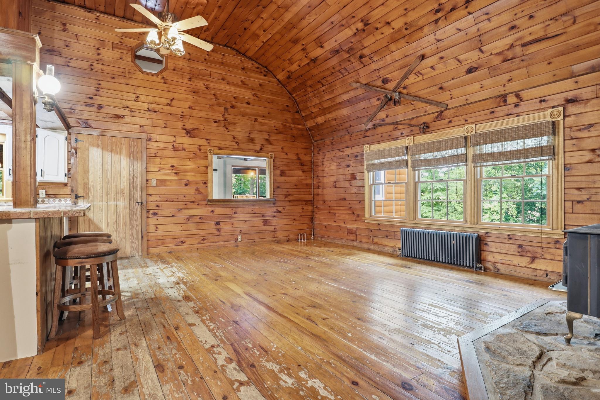 WINDSOR TWP - Residential