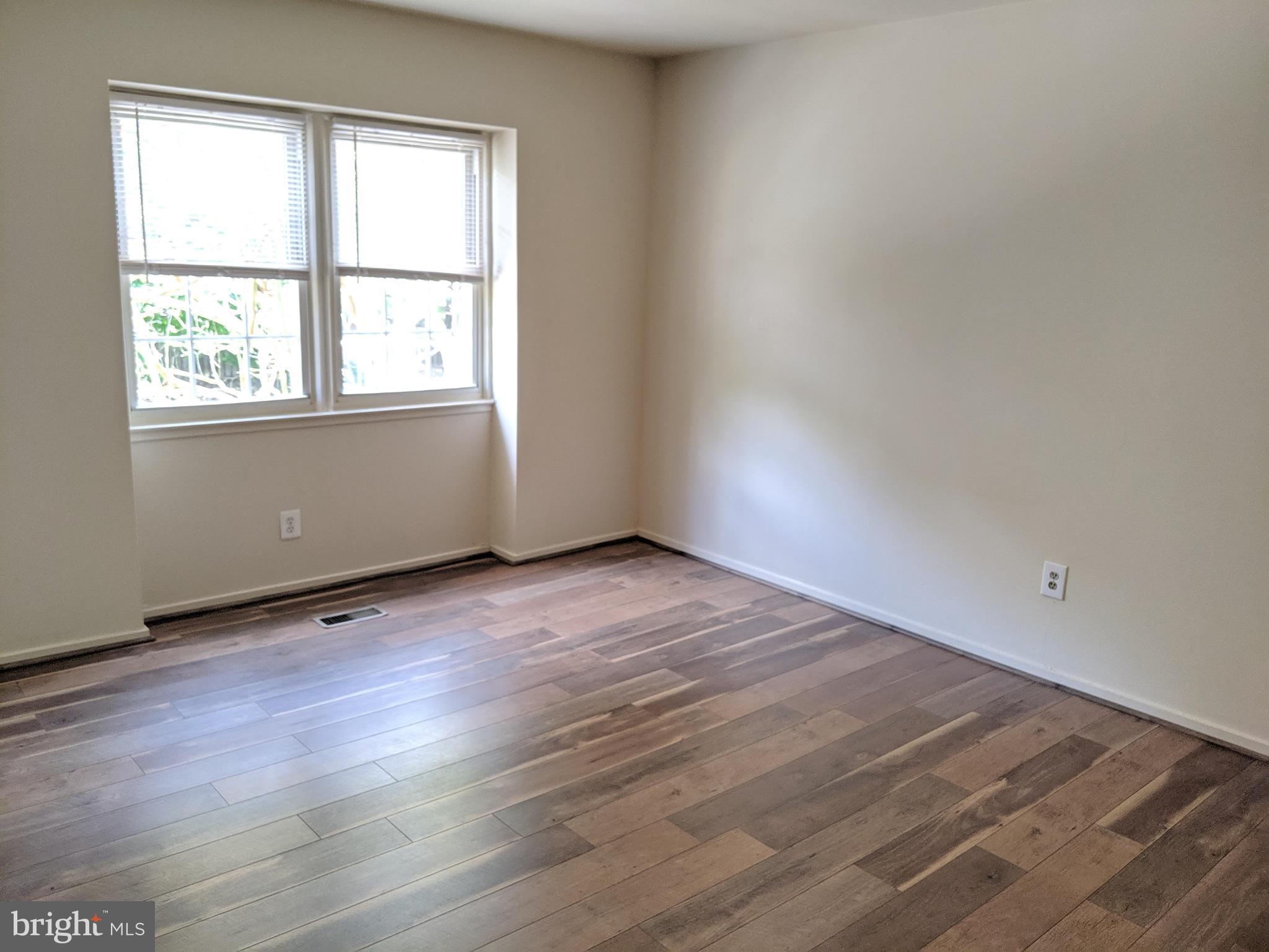 NEWINGTON STATION - Residential Lease