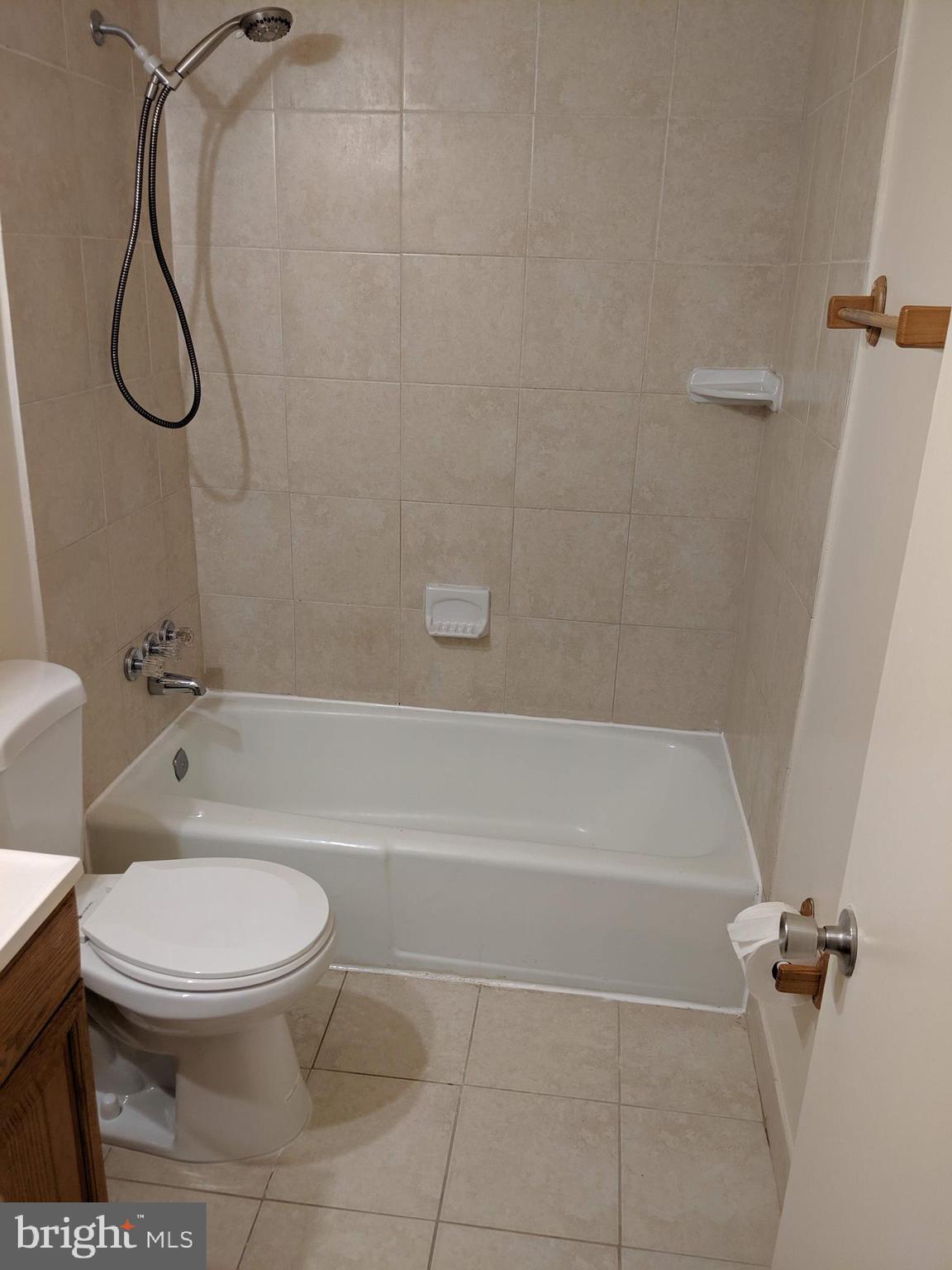 NEWINGTON STATION - Residential Lease