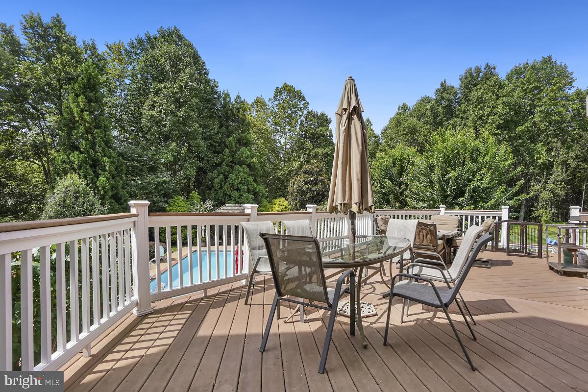WOODMORE-PLAT 6> - Residential