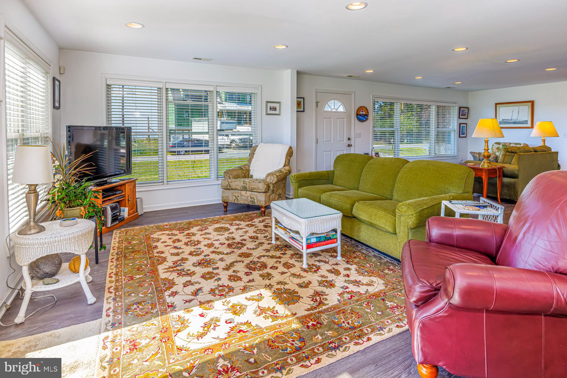 KENT ISLAND ESTATES - Residential