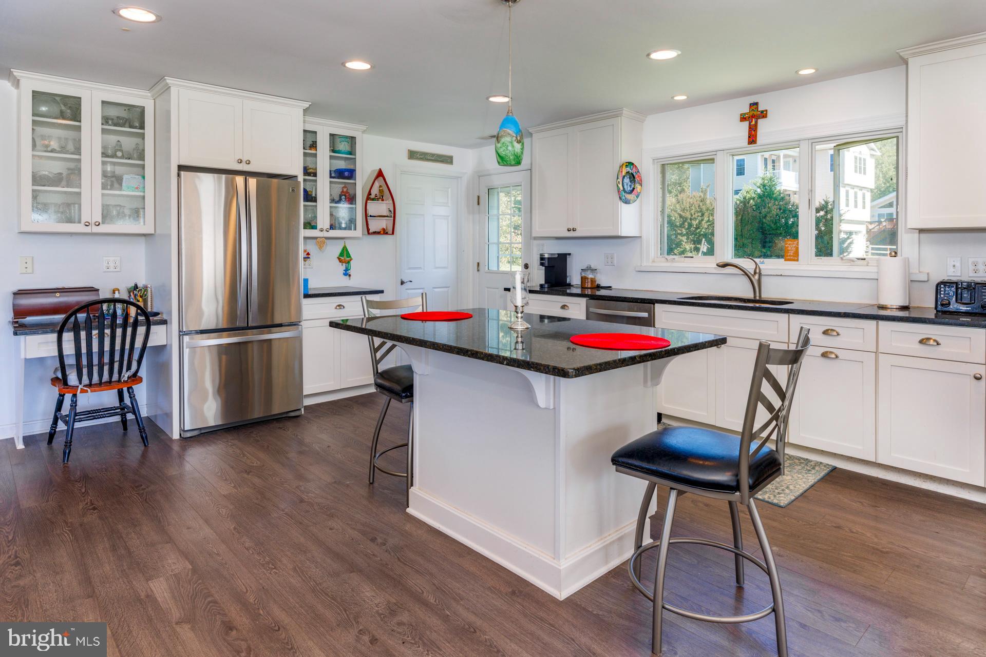 KENT ISLAND ESTATES - Residential