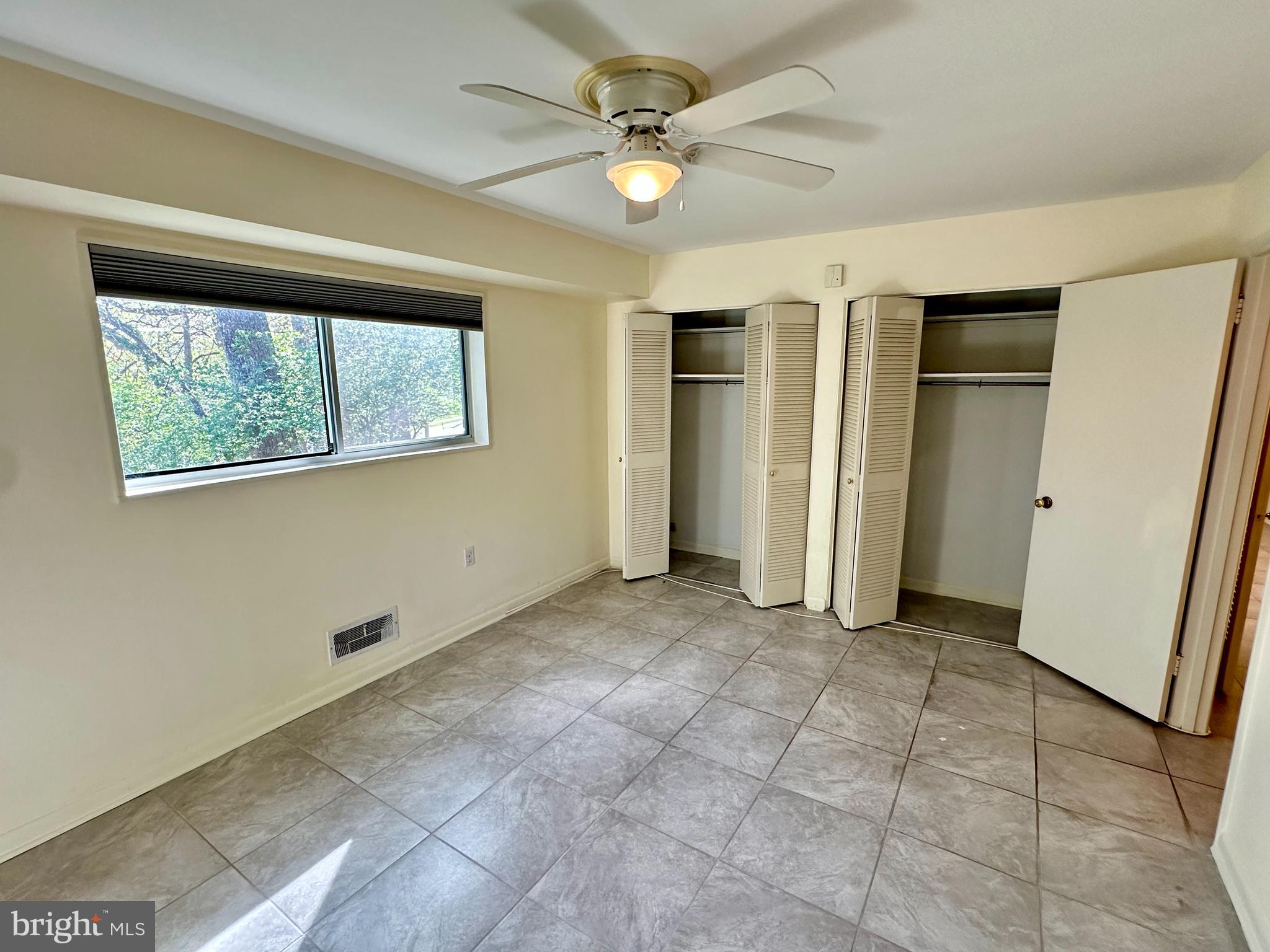 PARKSIDE CONDOMINIUMS - Residential Lease