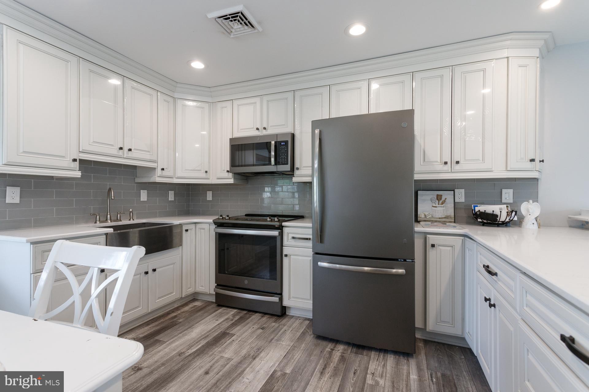 THORNRIDGE - Residential