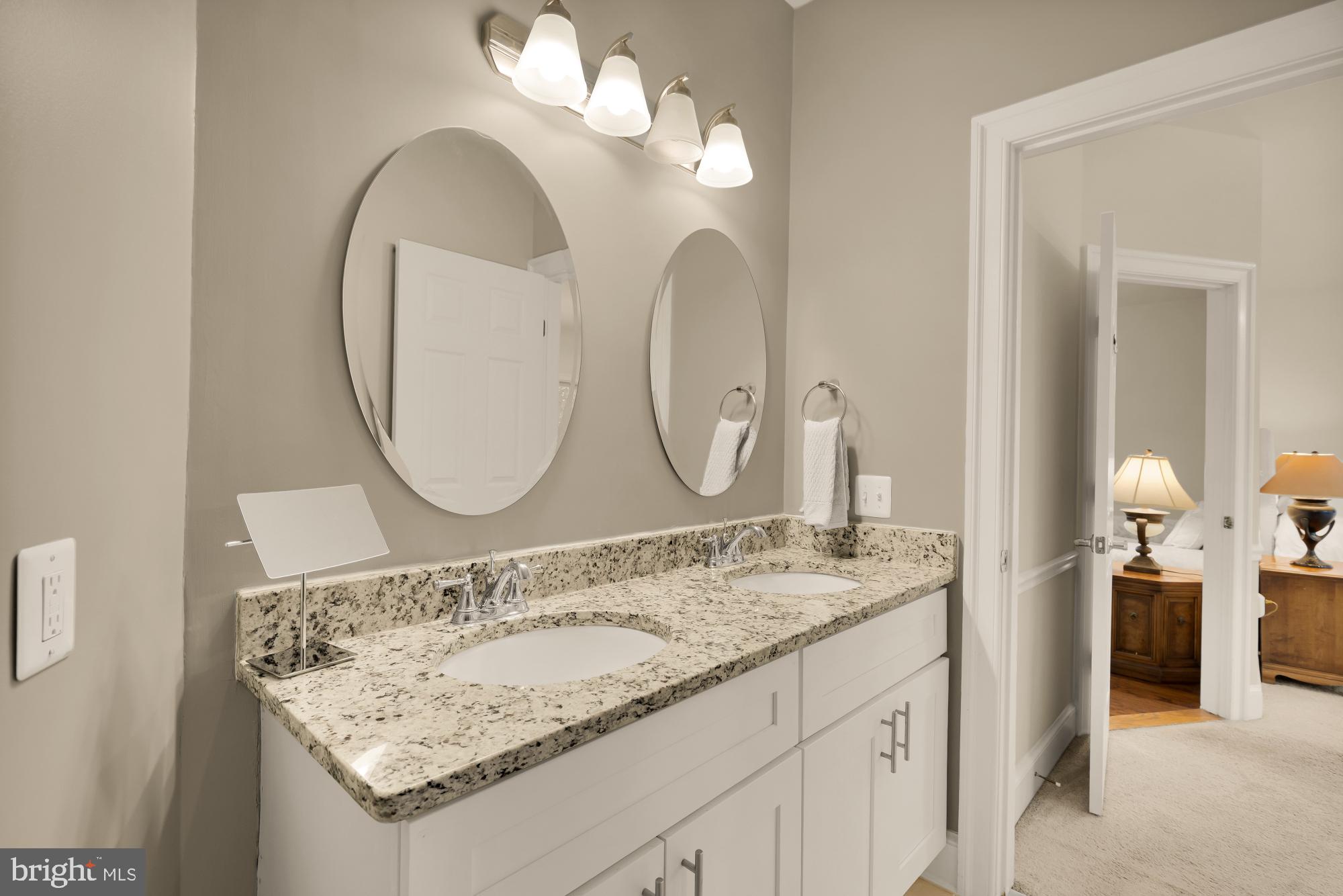 DARNESTOWN HILLS - Residential