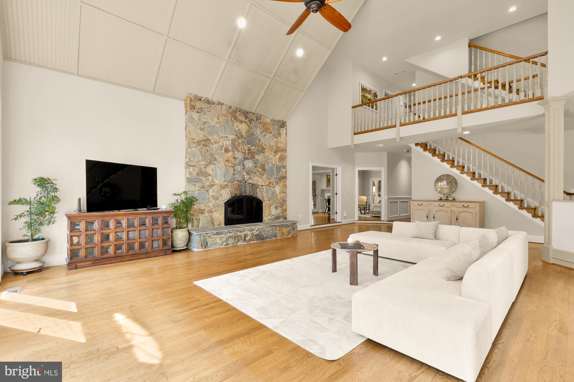 DARNESTOWN HILLS - Residential