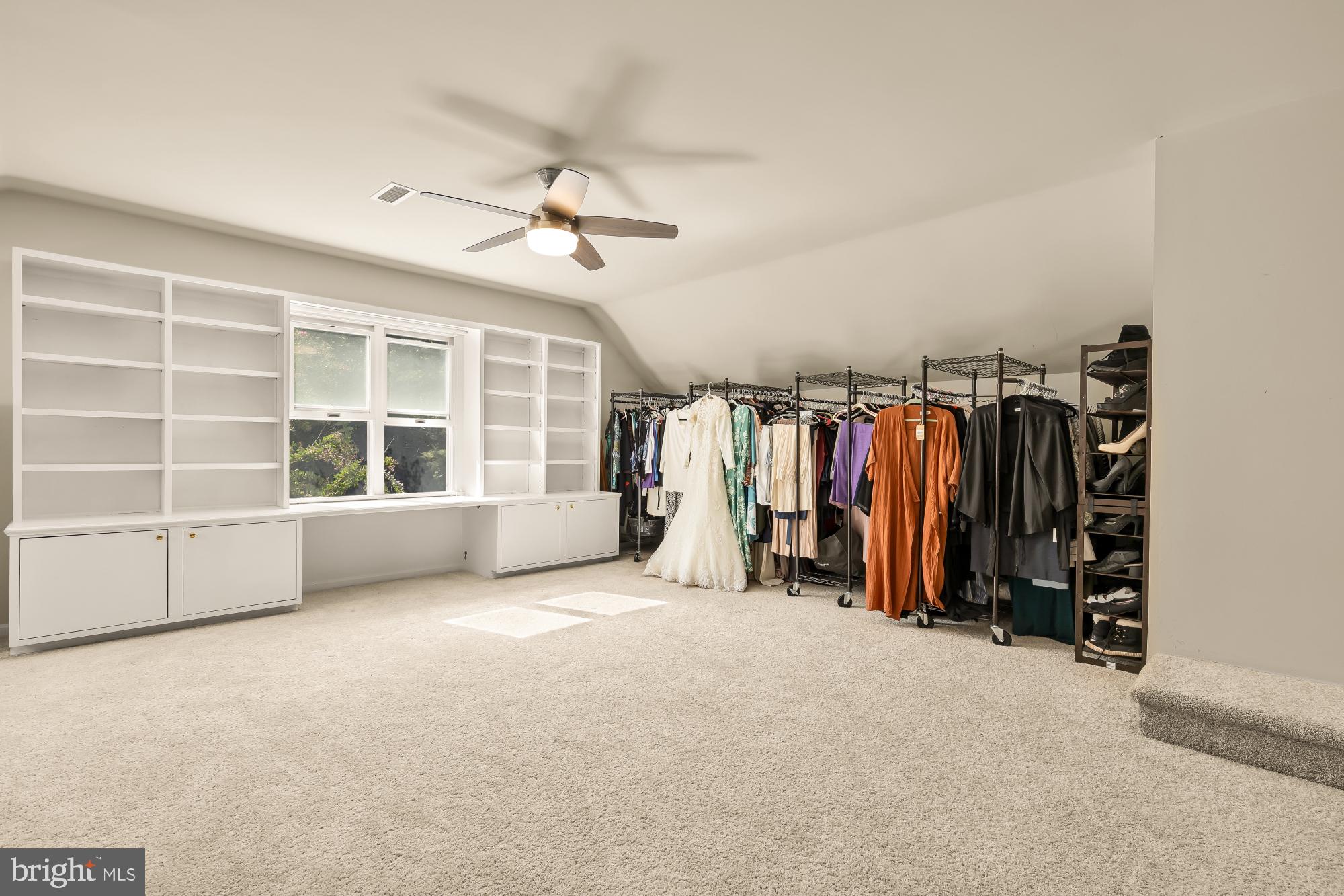 DARNESTOWN HILLS - Residential