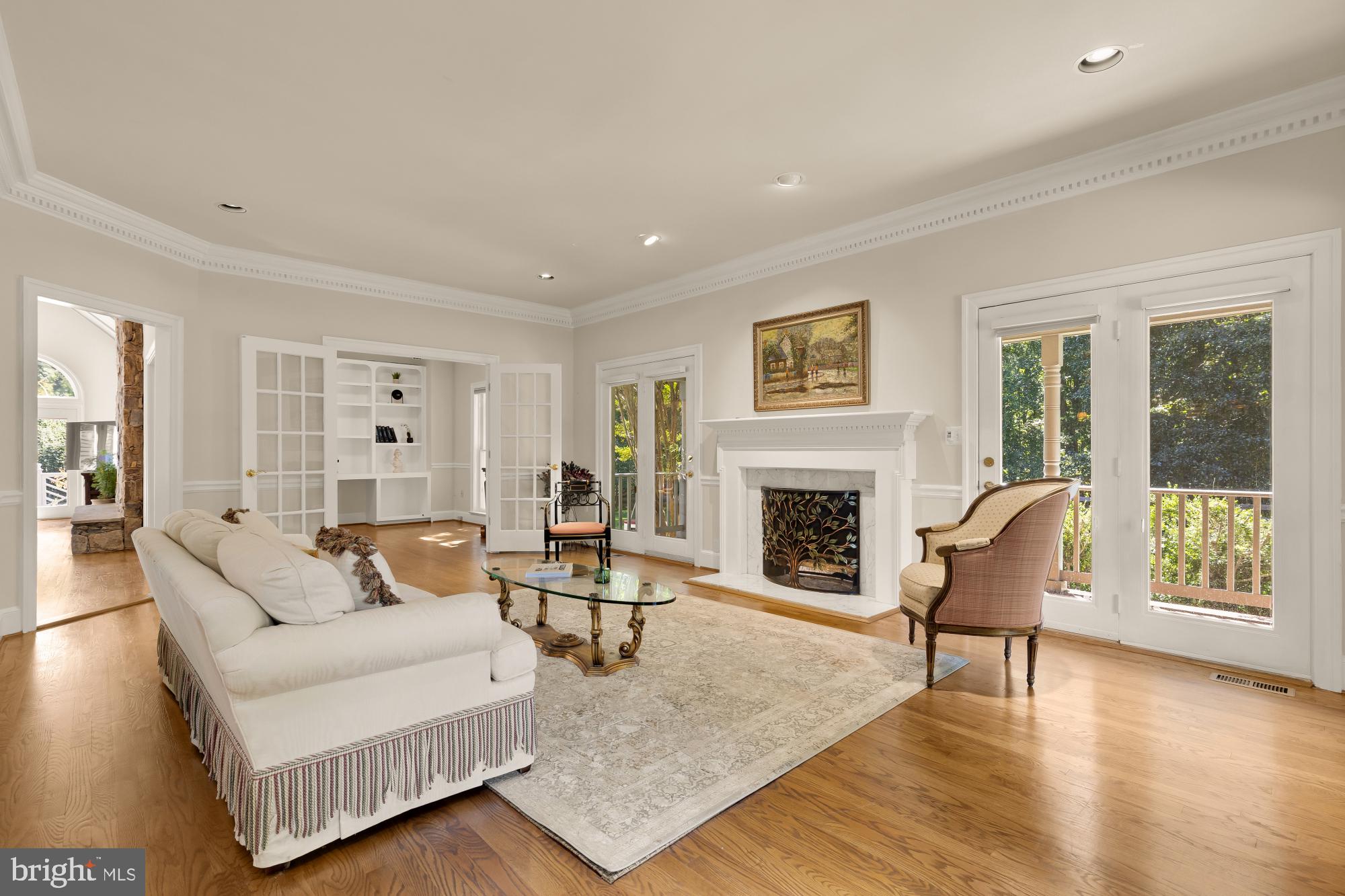 DARNESTOWN HILLS - Residential