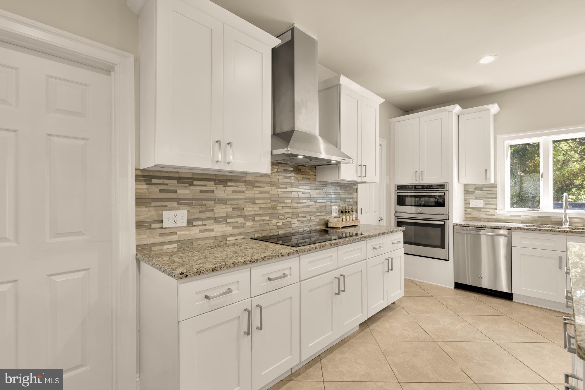 DARNESTOWN HILLS - Residential