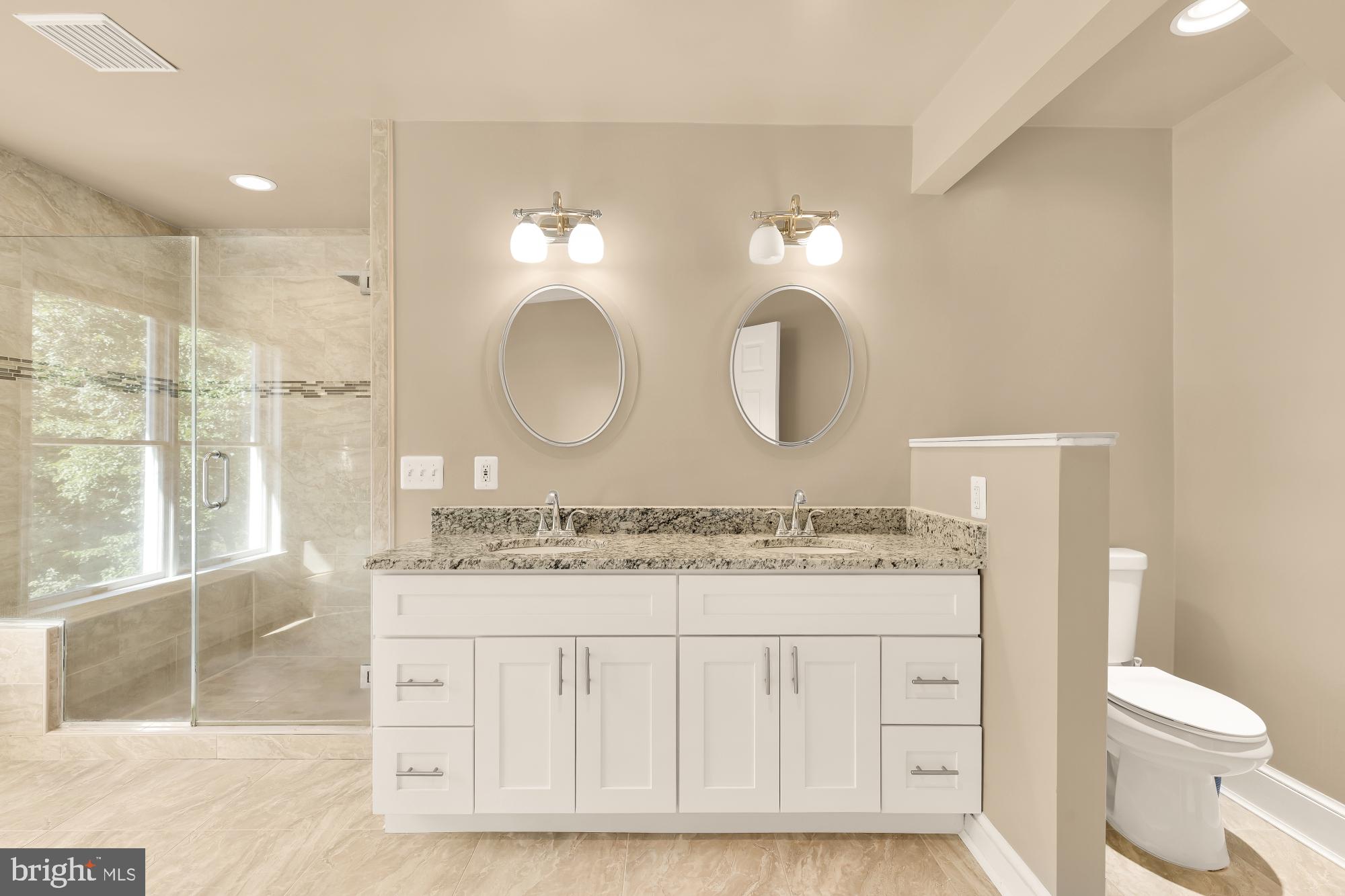 DARNESTOWN HILLS - Residential