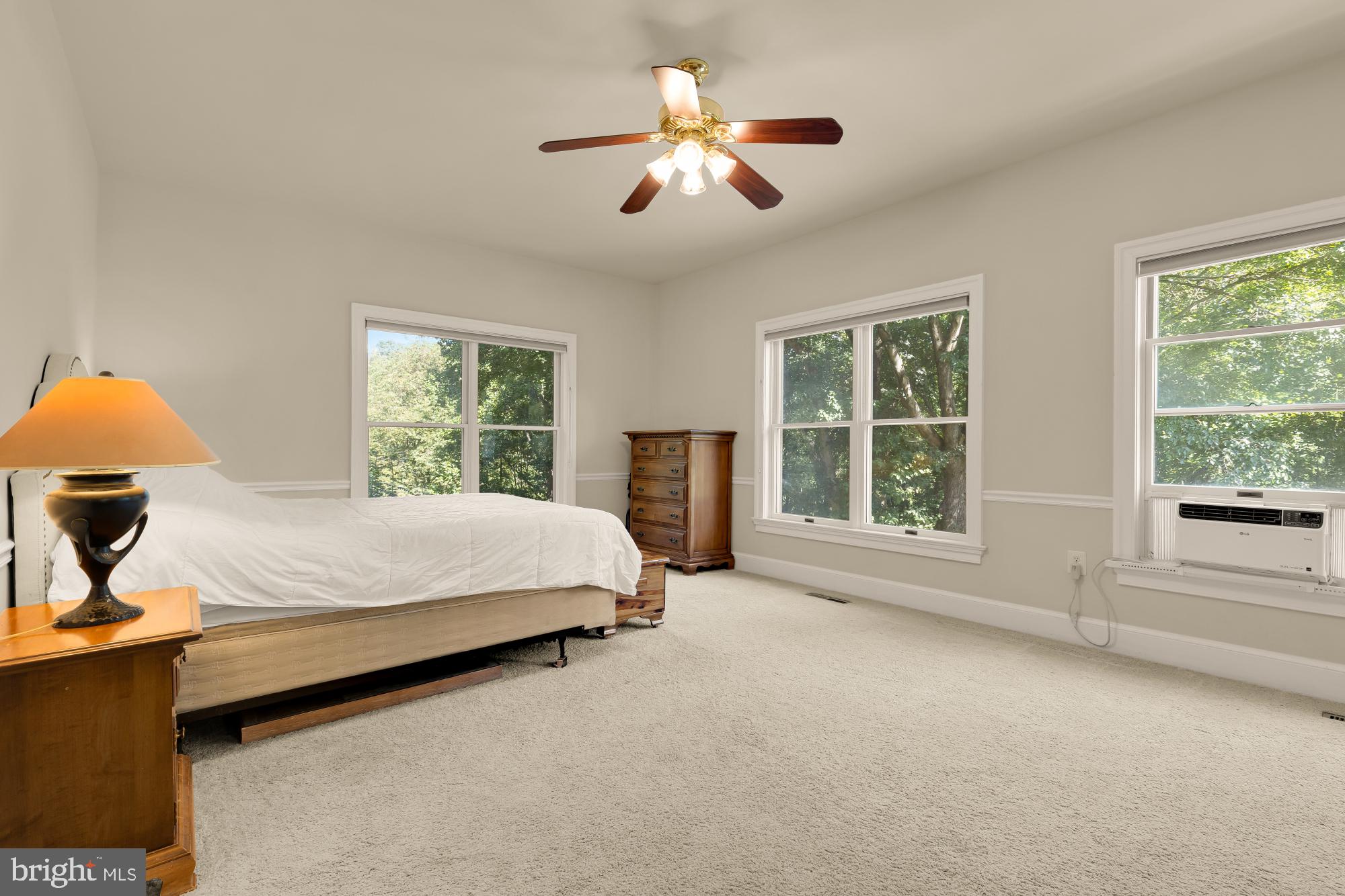 DARNESTOWN HILLS - Residential