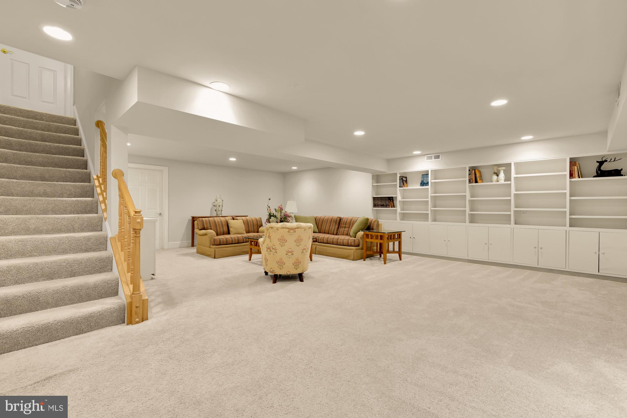 DARNESTOWN HILLS - Residential