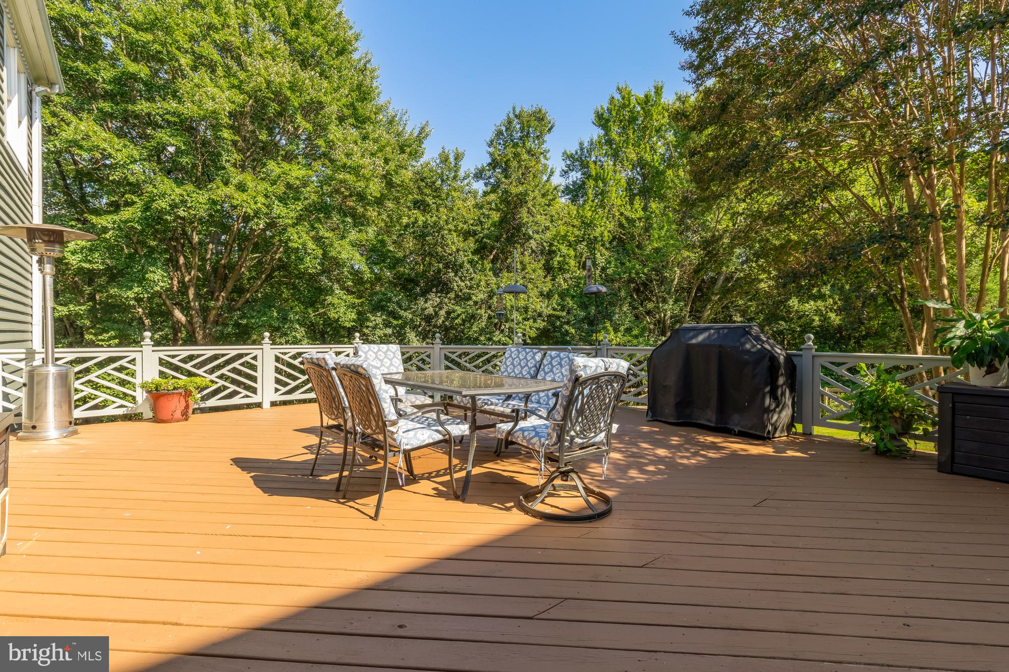 DARNESTOWN HILLS - Residential