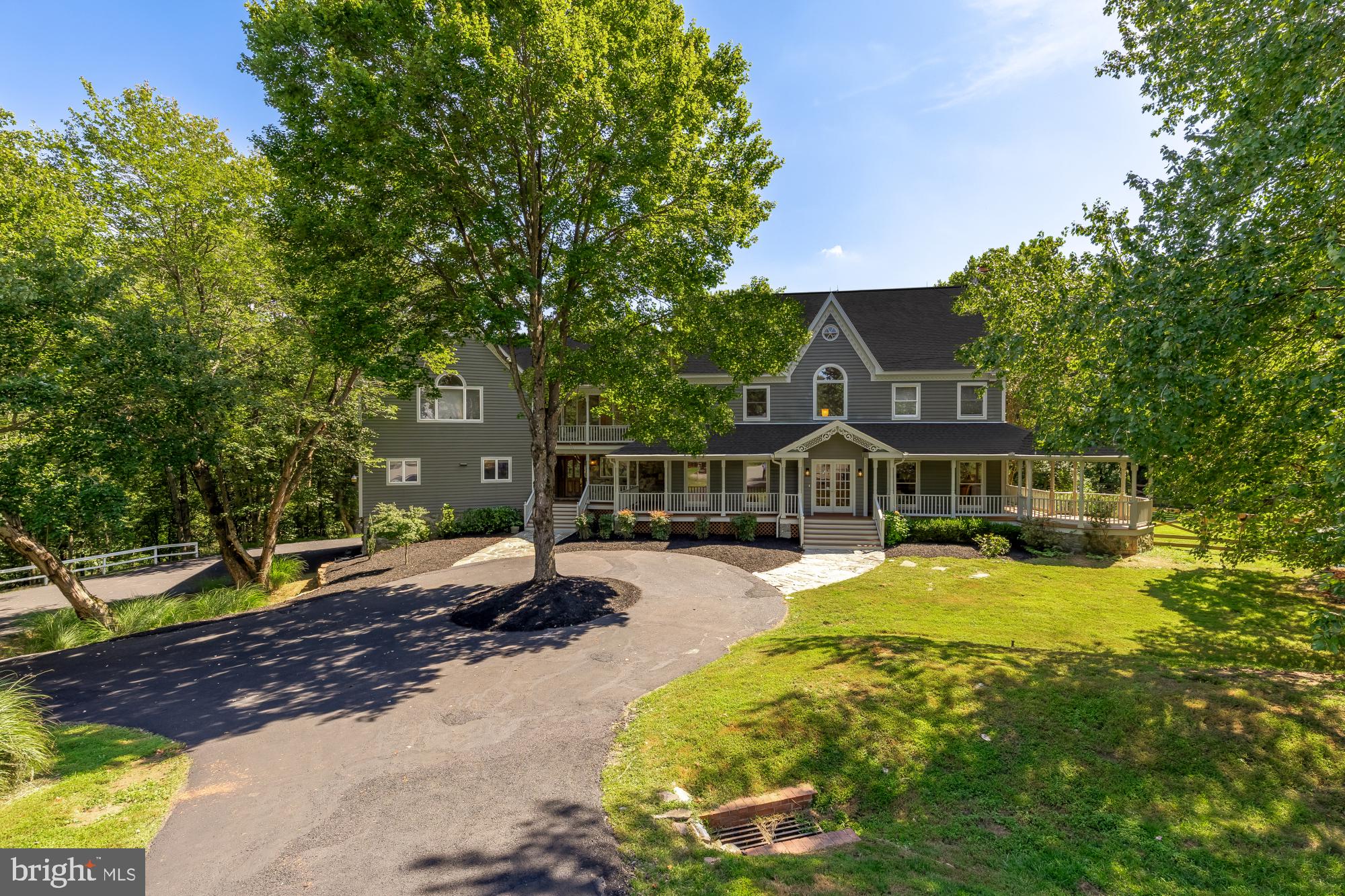 DARNESTOWN HILLS - Residential