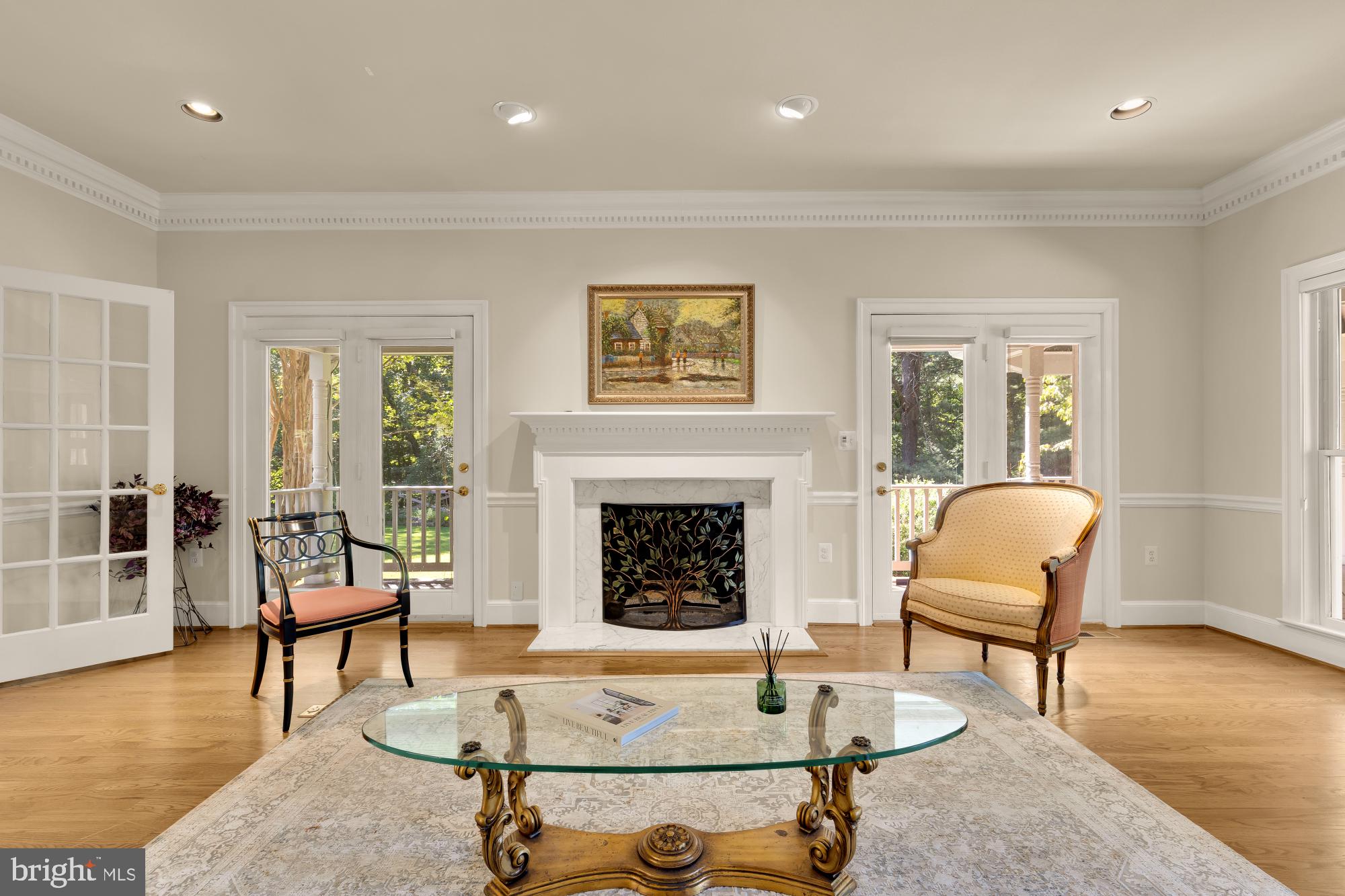 DARNESTOWN HILLS - Residential