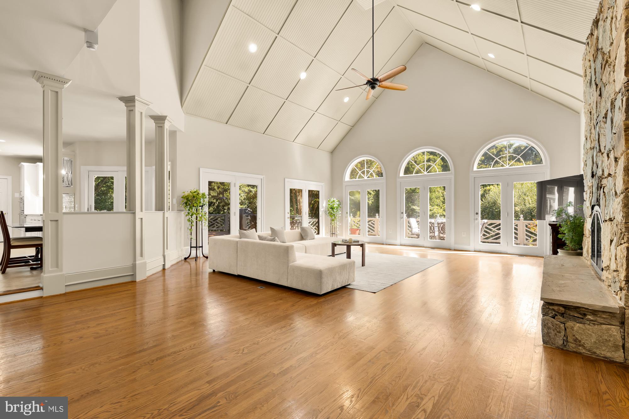 DARNESTOWN HILLS - Residential