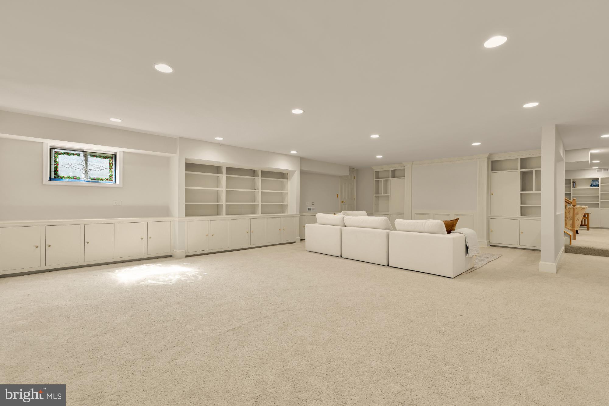 DARNESTOWN HILLS - Residential