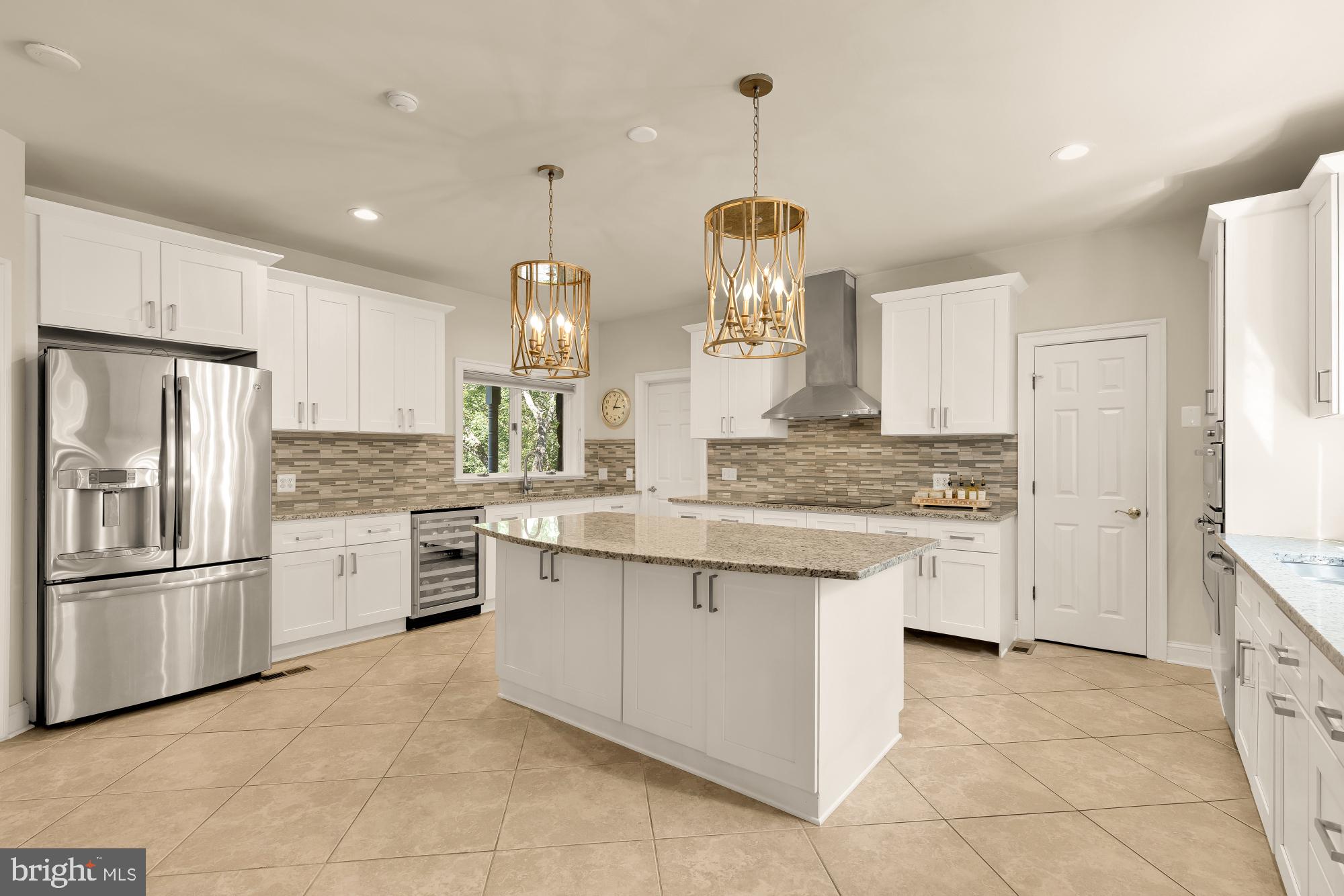 DARNESTOWN HILLS - Residential