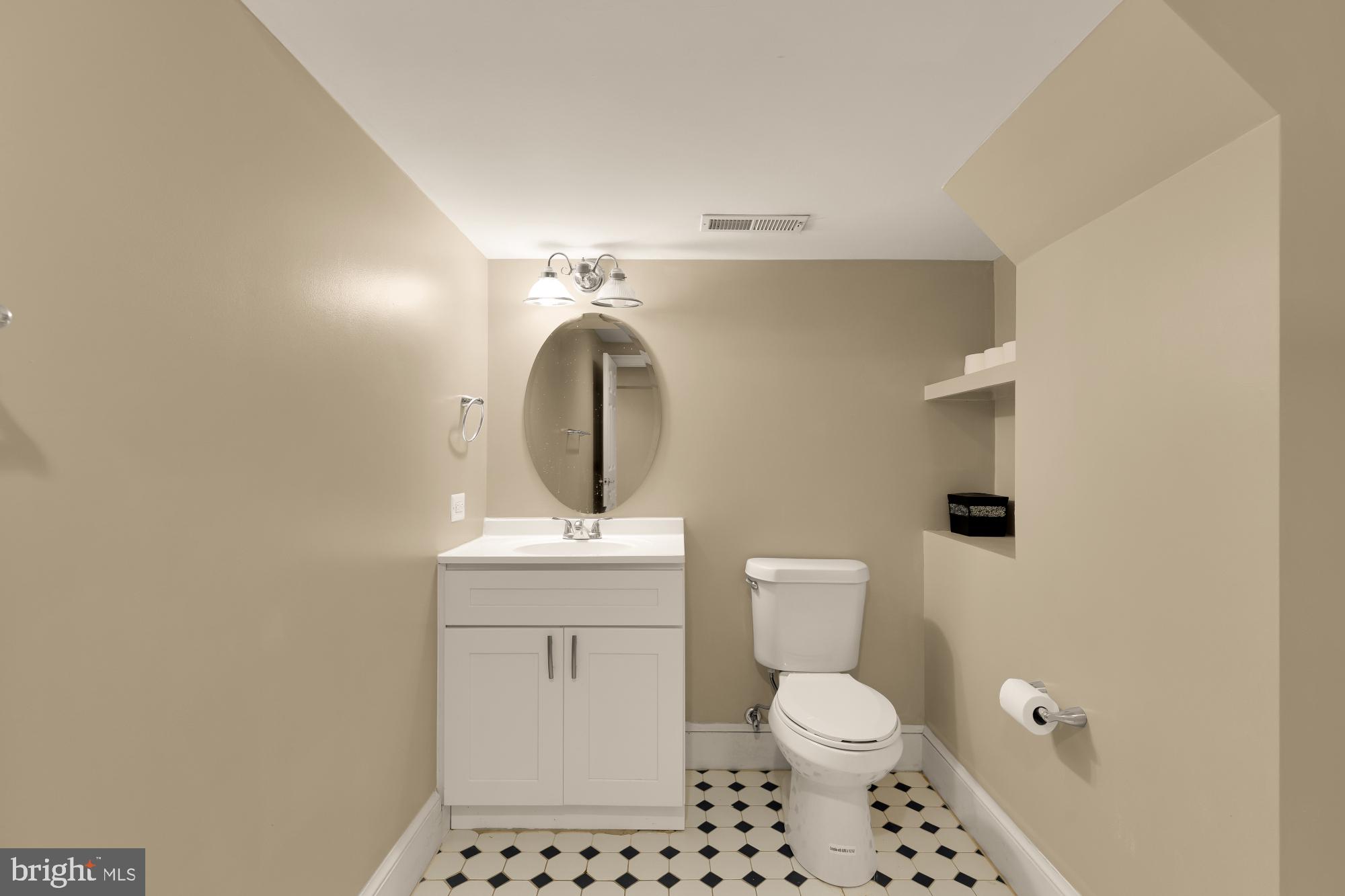 DARNESTOWN HILLS - Residential