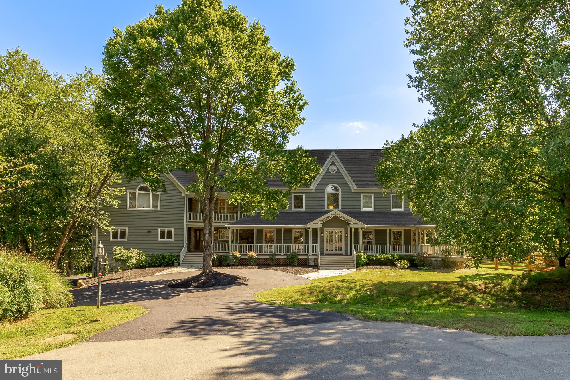 DARNESTOWN HILLS - Residential