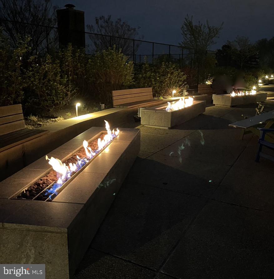 REGENCY AT MCLEAN - Residential