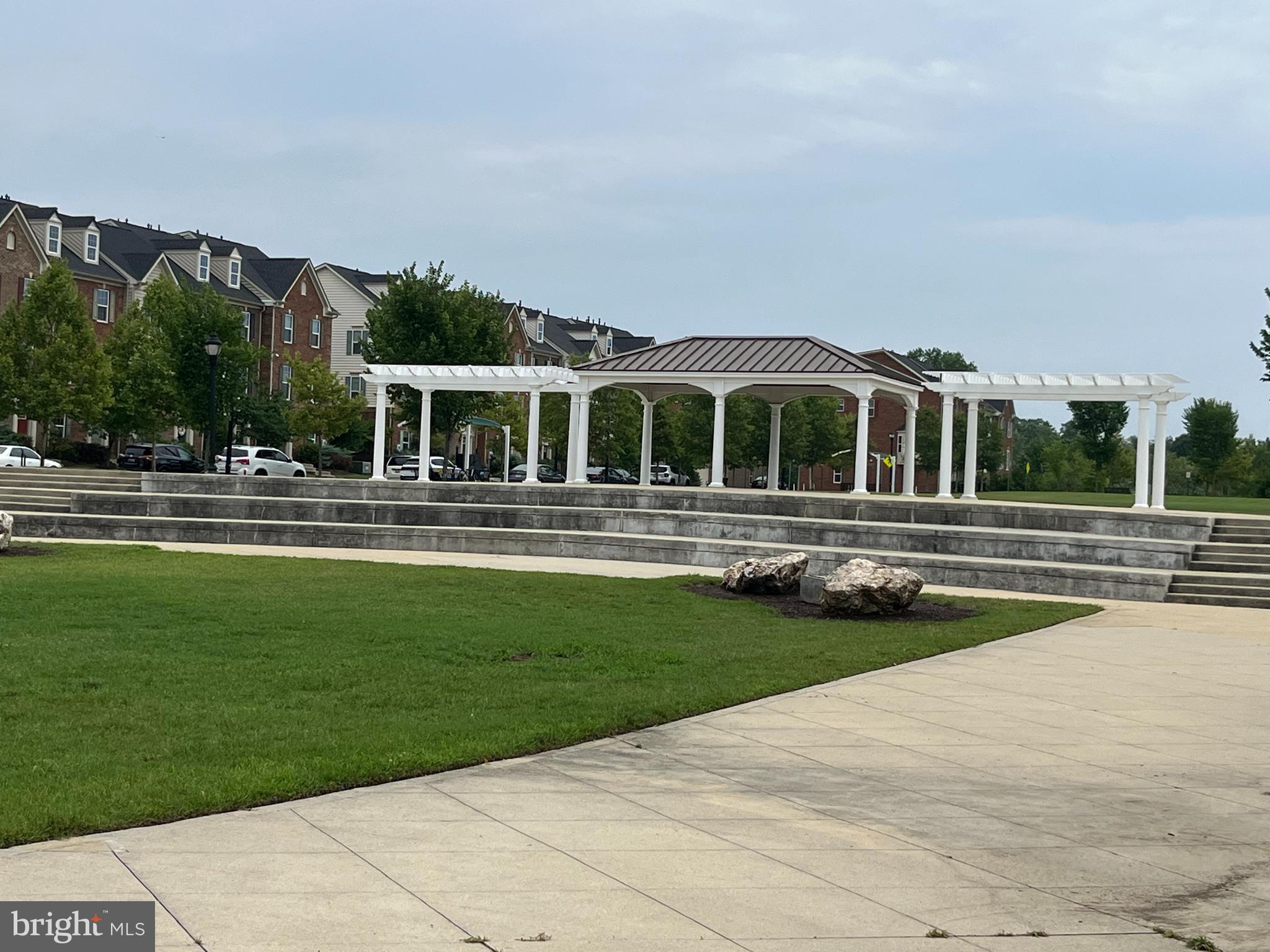GREENBELT STATION - Residential