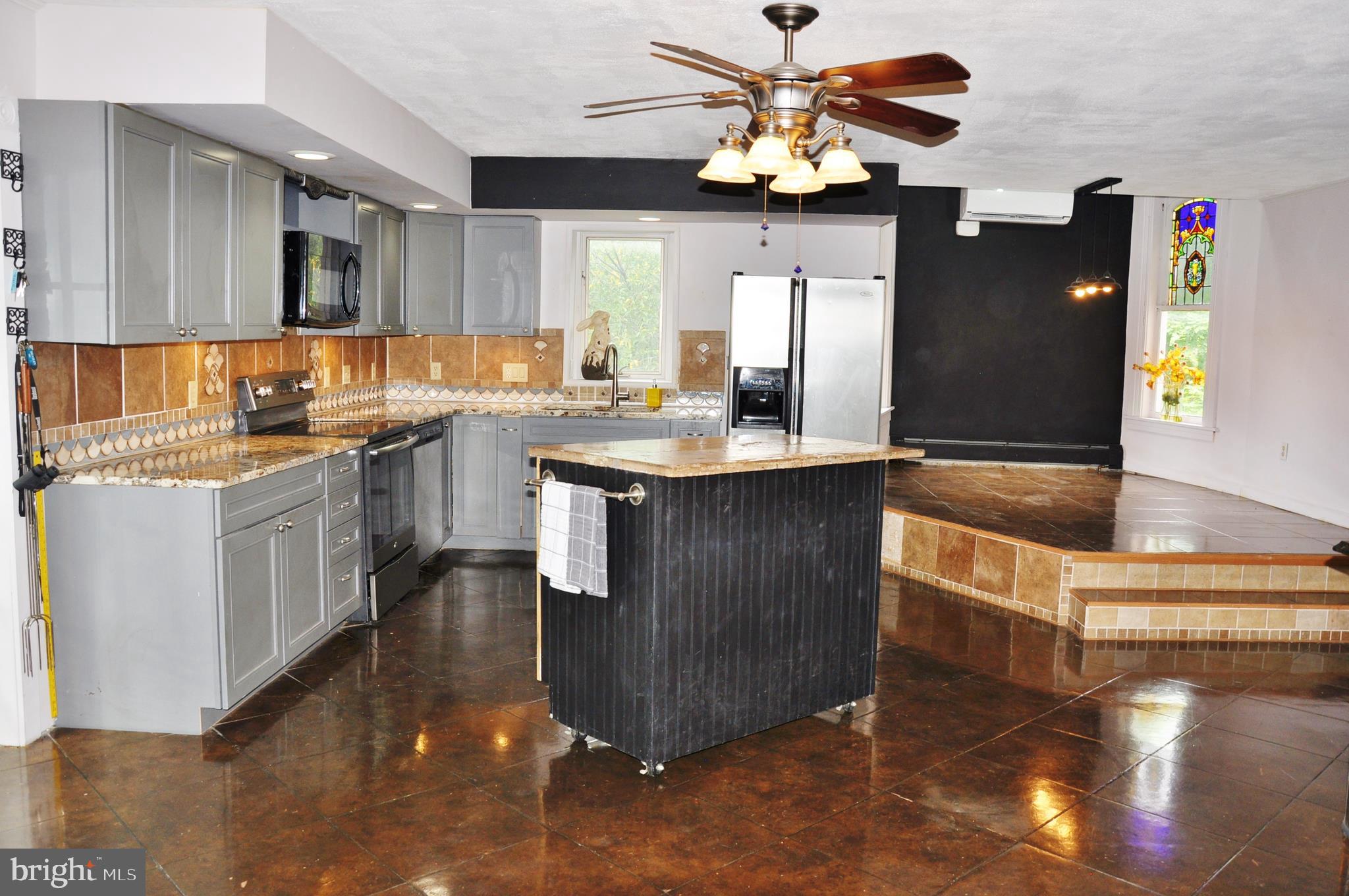 YOE BORO - Residential