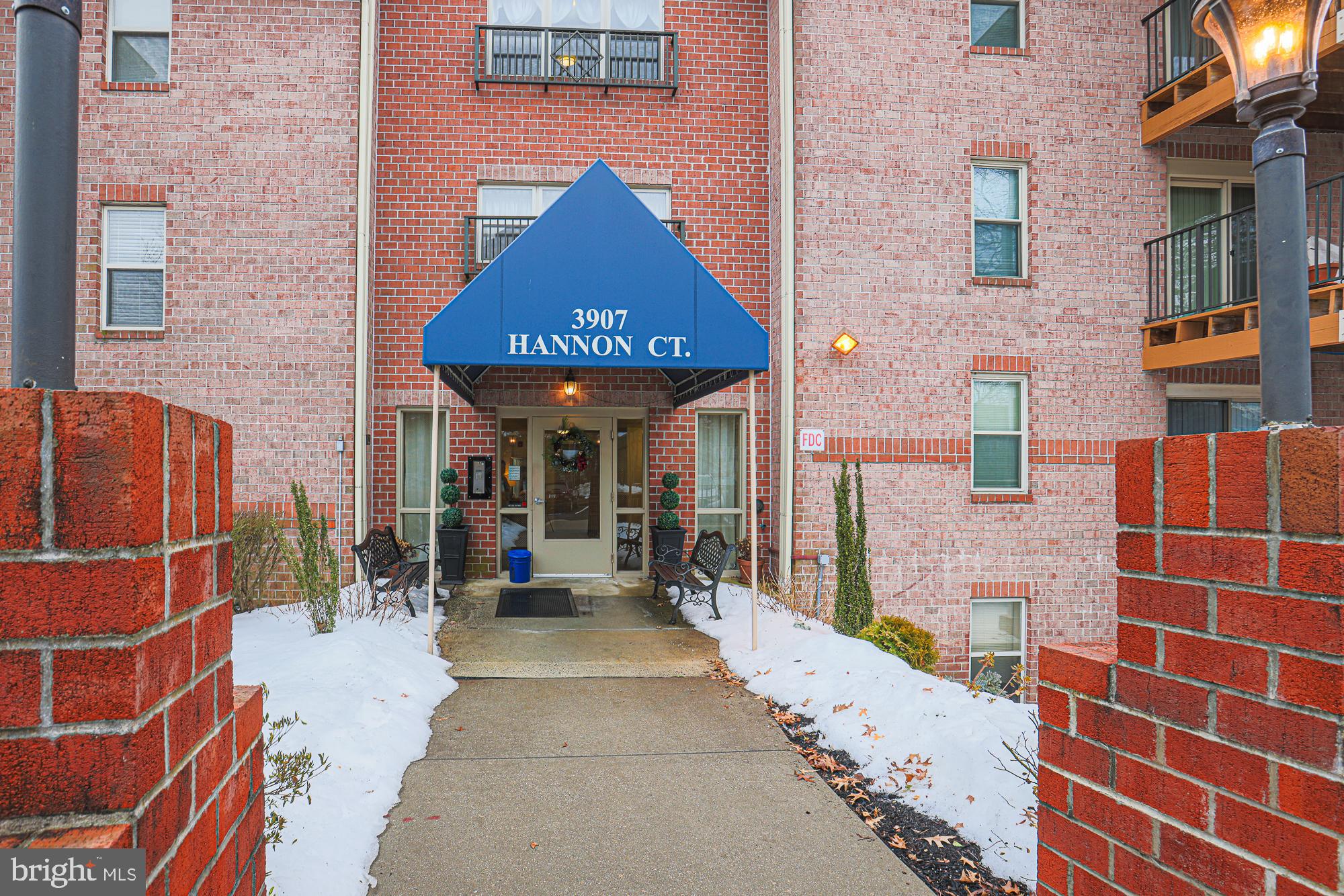 SPACIOUS 3 Bedroom 2 FULL Bath Condo in Silver Ridge offers First Floor Living  * Large eat in kitchen with GRANITE countertops * OPEN concept living room and dining room * Chair rail * Ceiling fans * In unit laundry * PRIMARY suite with walk in closet * TWO additional bedrooms and a FULL Bath * Large storage closet/pantry *Deck * Elevator * Handicap Accessible * Close to major arteries, restaurants and shopping!